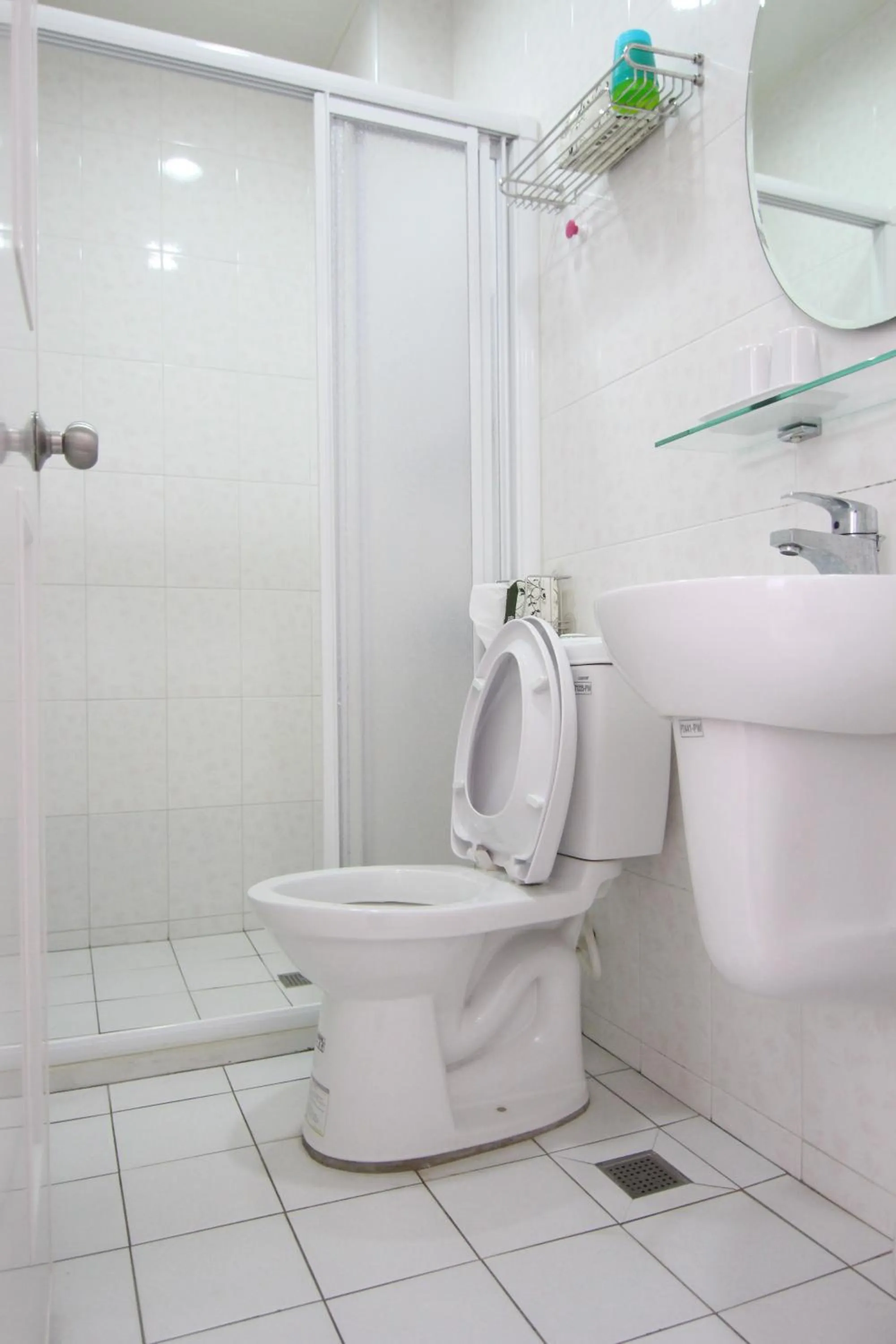 Twin Room with Private Bathroom in Tainan Travel Inn - ChengGong Univ.