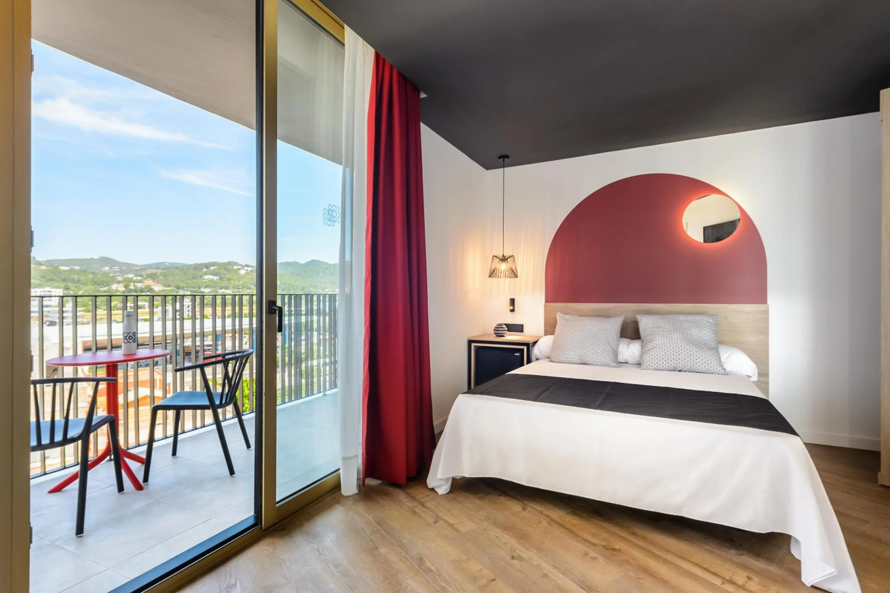 Bedroom, Bed in Hotel Vibra District - Adults Only