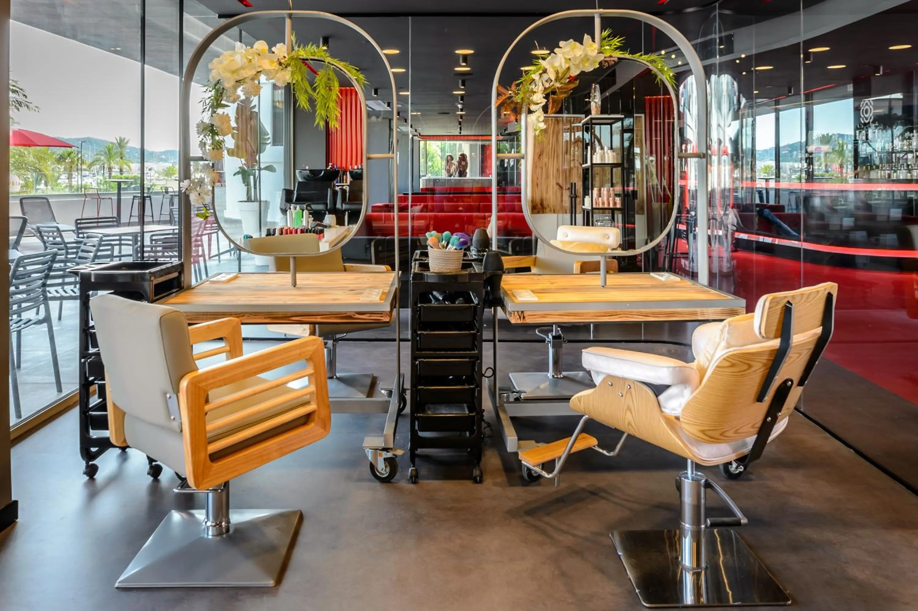 hair dresser in Hotel Vibra District - Adults Only