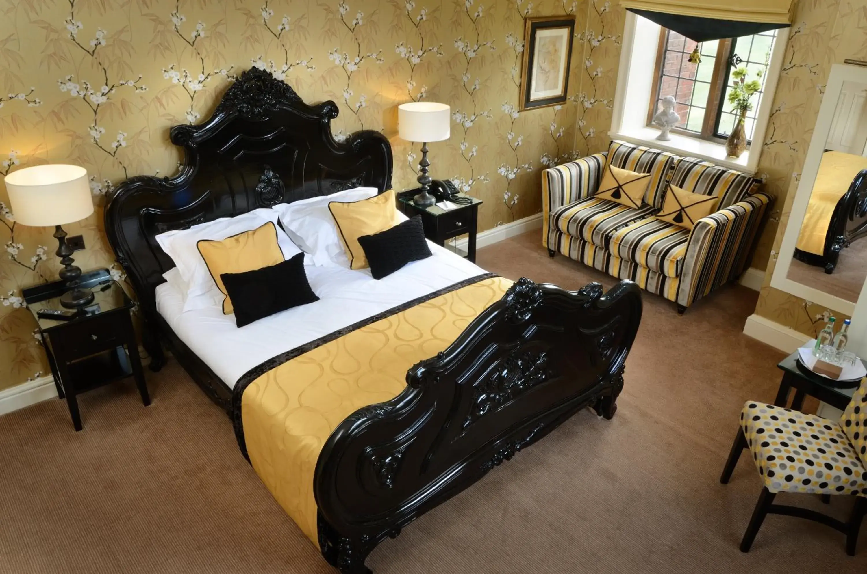 Executive Double Room in Inglewood Manor Executive Double Room in Inglewood Manor