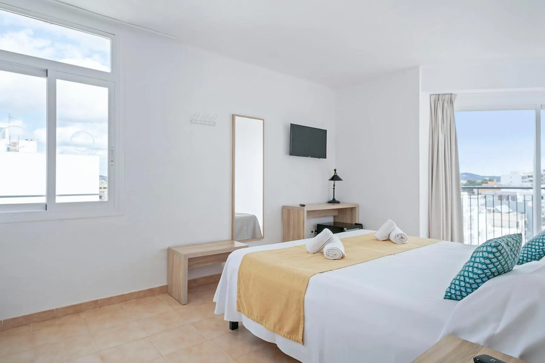 Bedroom, Bed in Suncoast Ibiza Hotel - Adults Only -