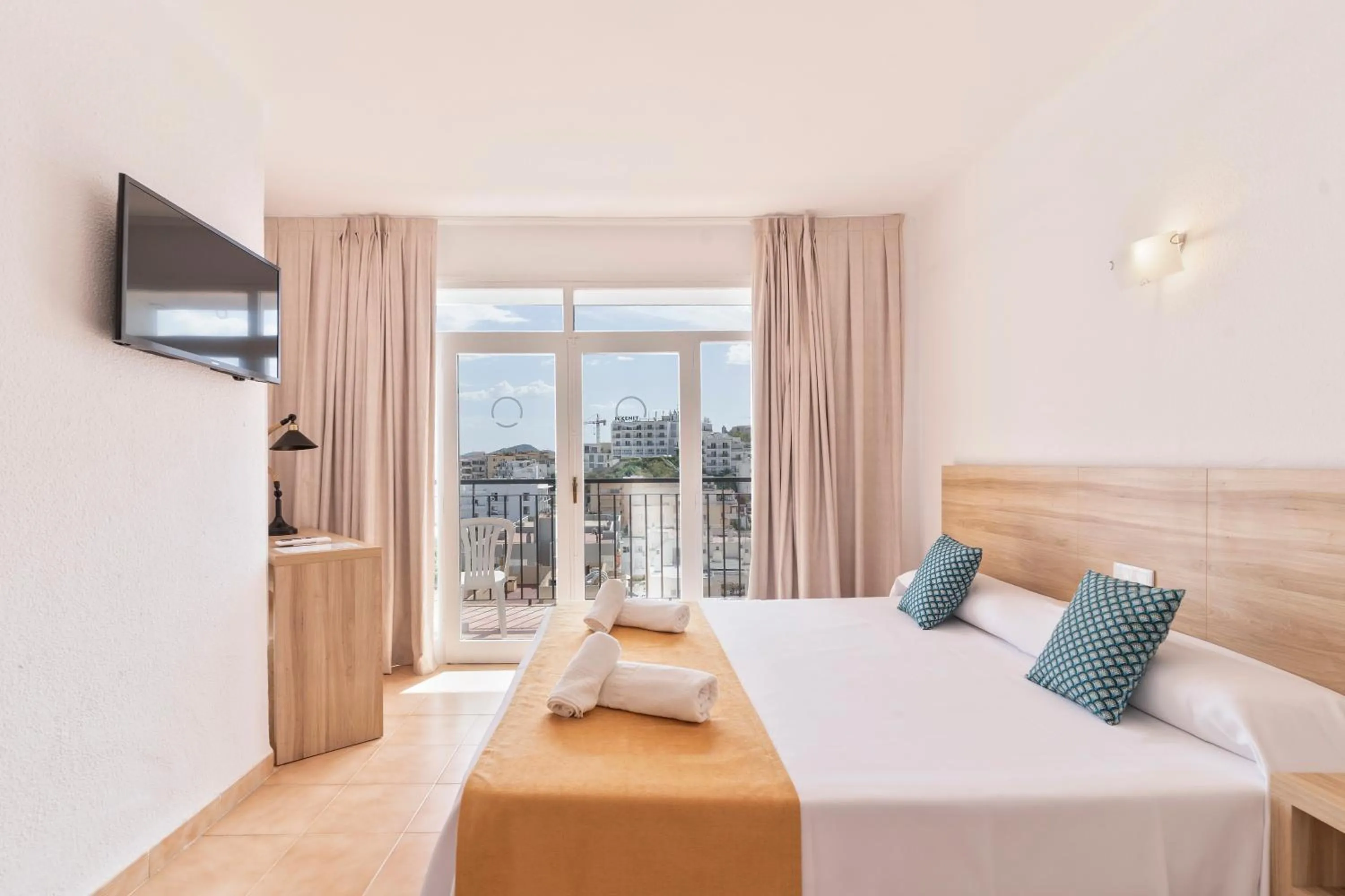 Photo of the whole room, Bed in Suncoast Ibiza Hotel - Adults Only -