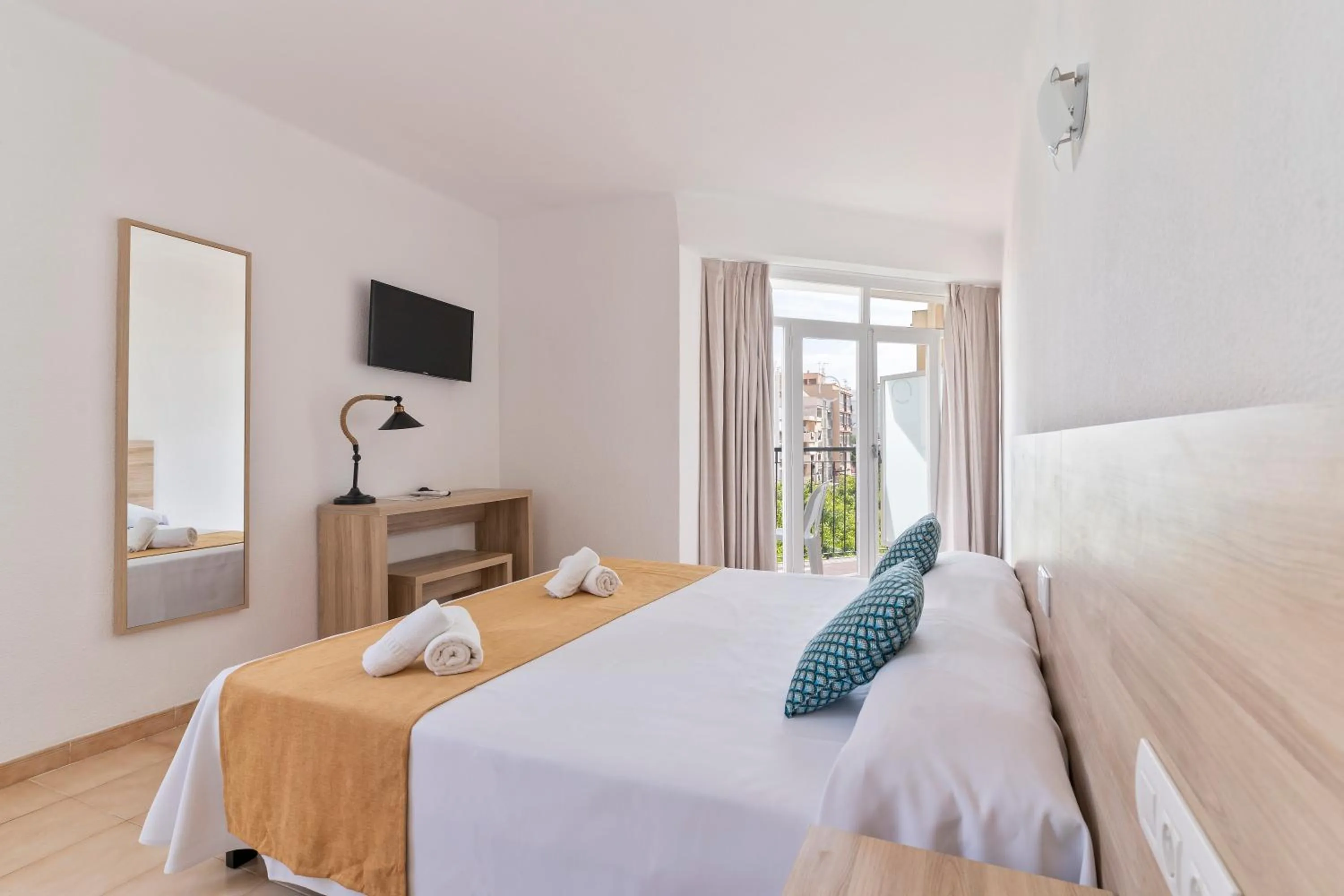 Bed in Suncoast Ibiza Hotel - Adults Only -