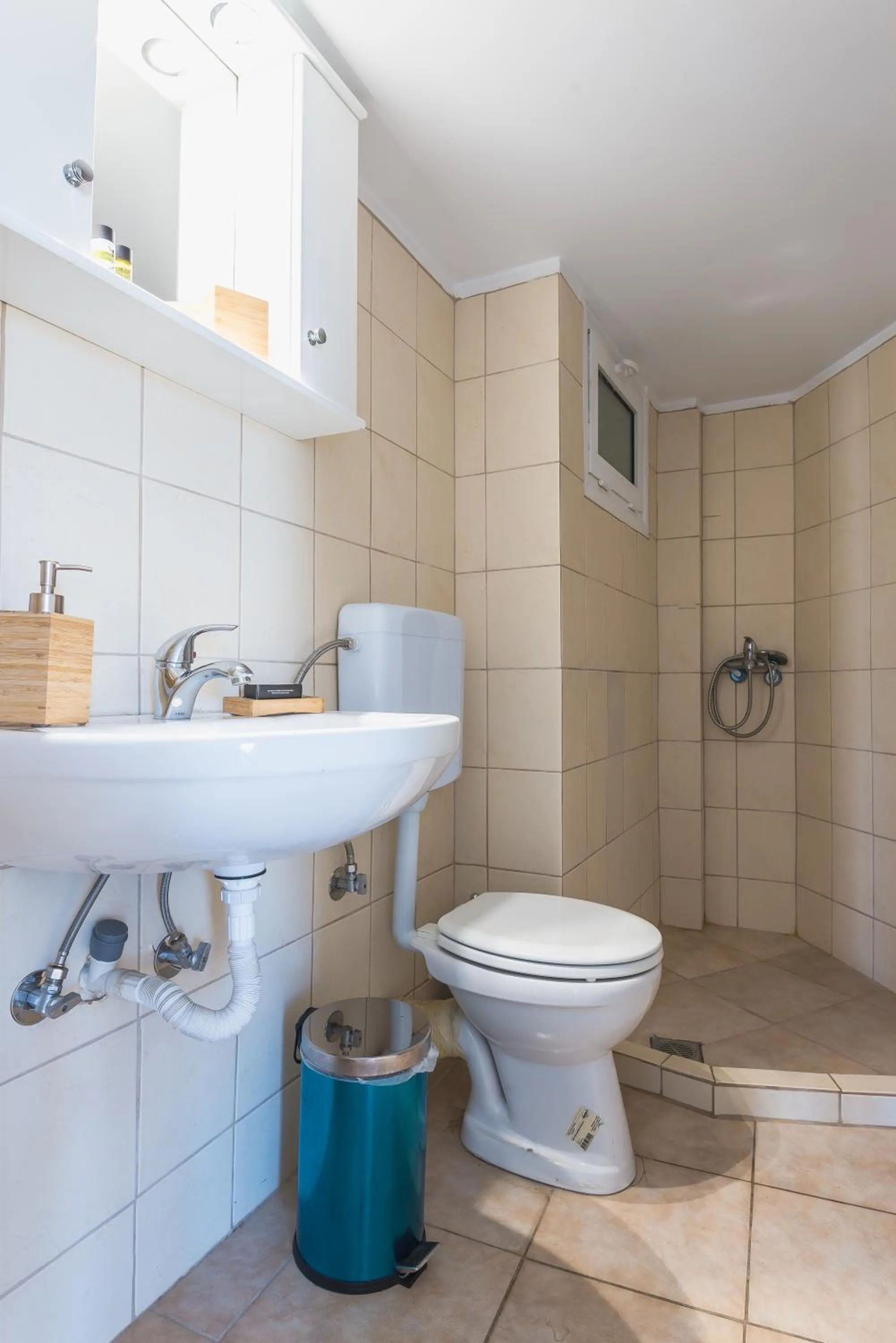 Super Paradise Apartments