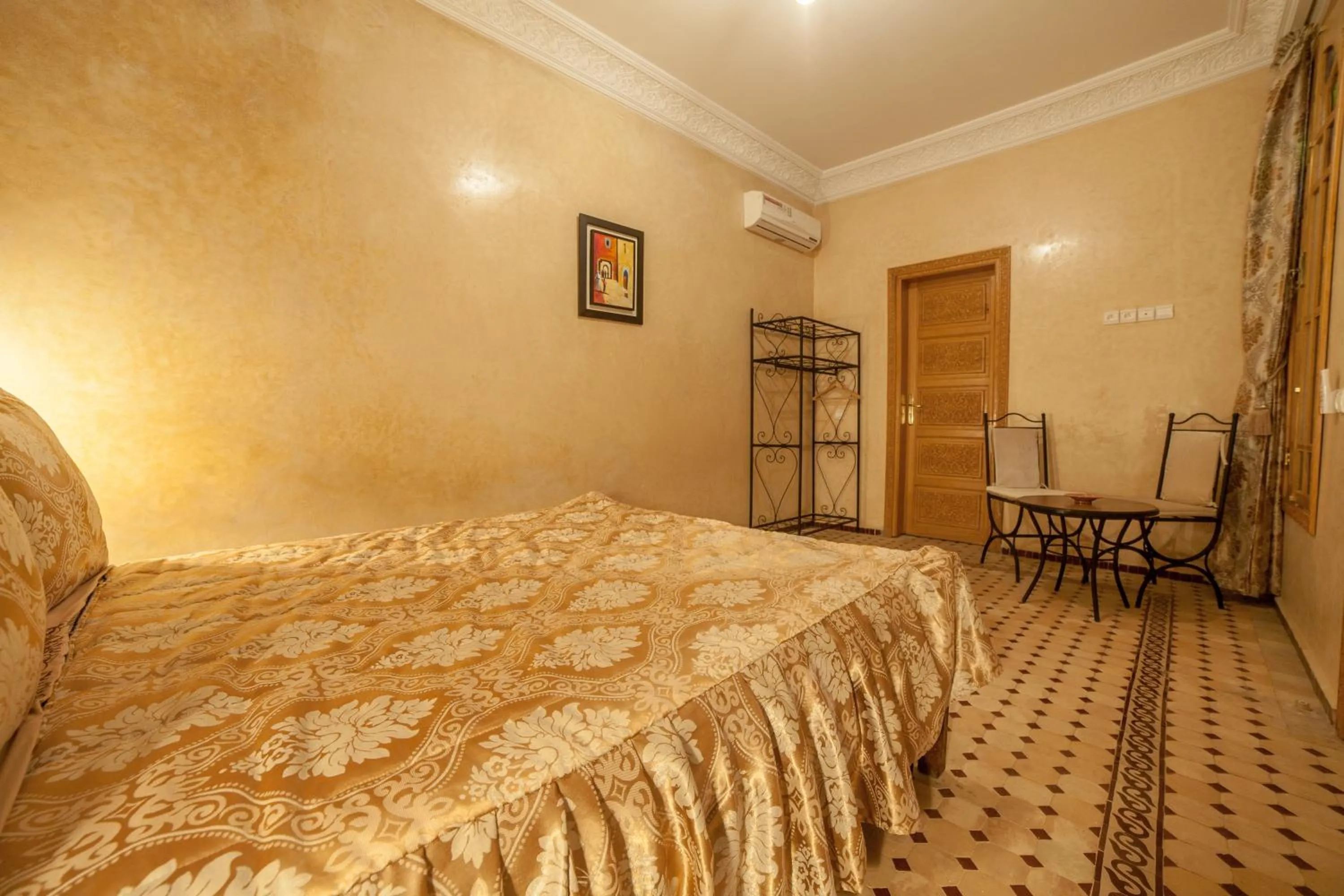 Bed in Riad Dar Saidi