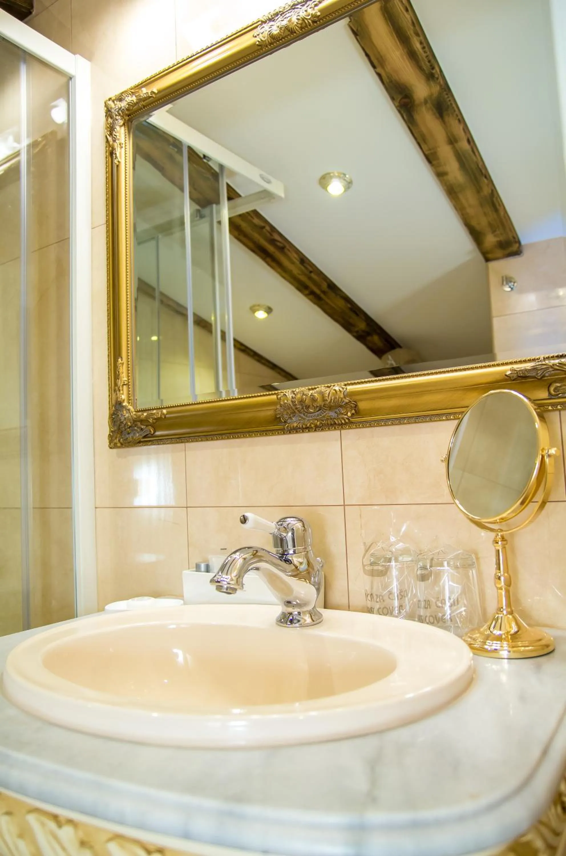 Bathroom in Palazzo Venezia-Adults Only