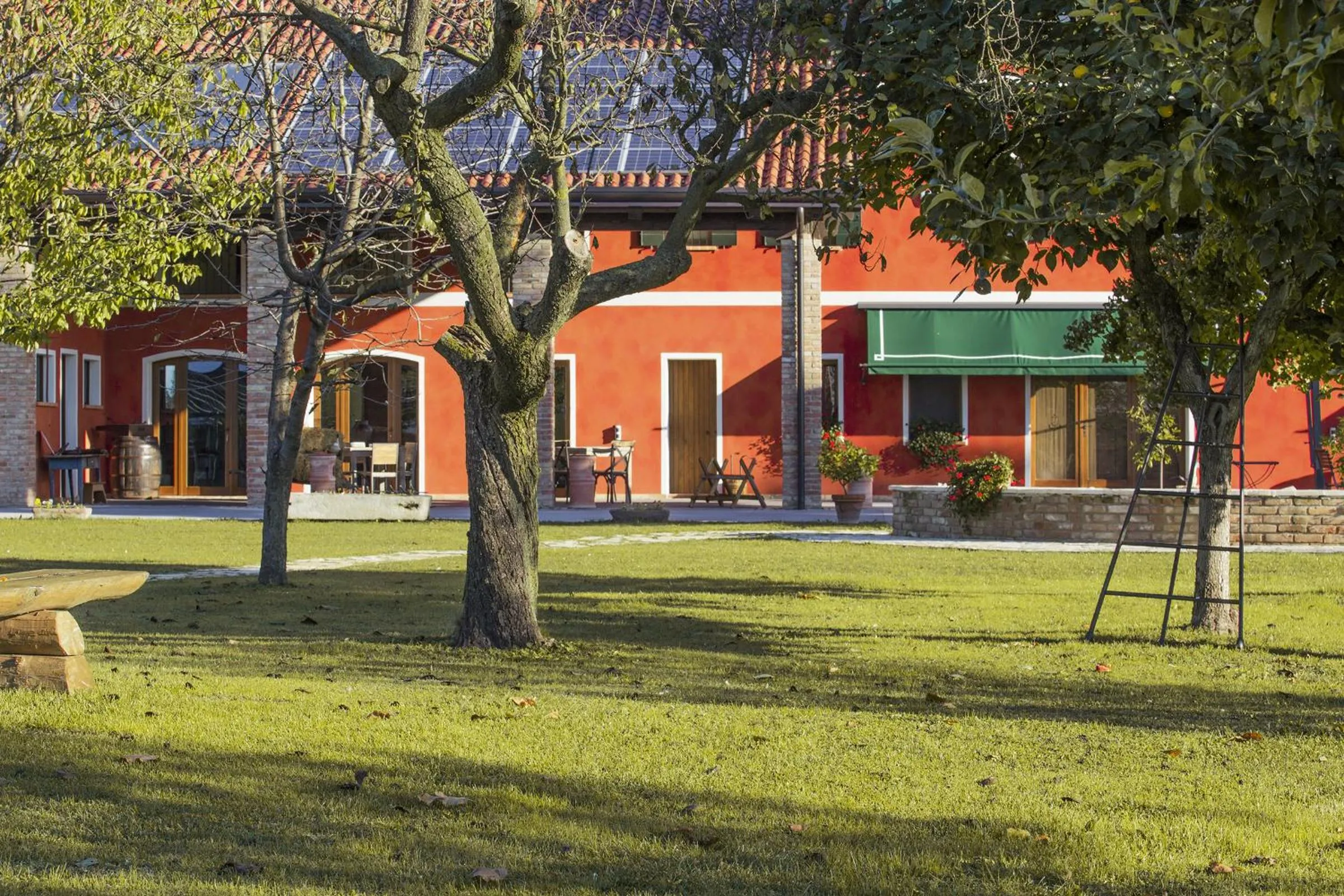 Property building in Ca' Ciaran