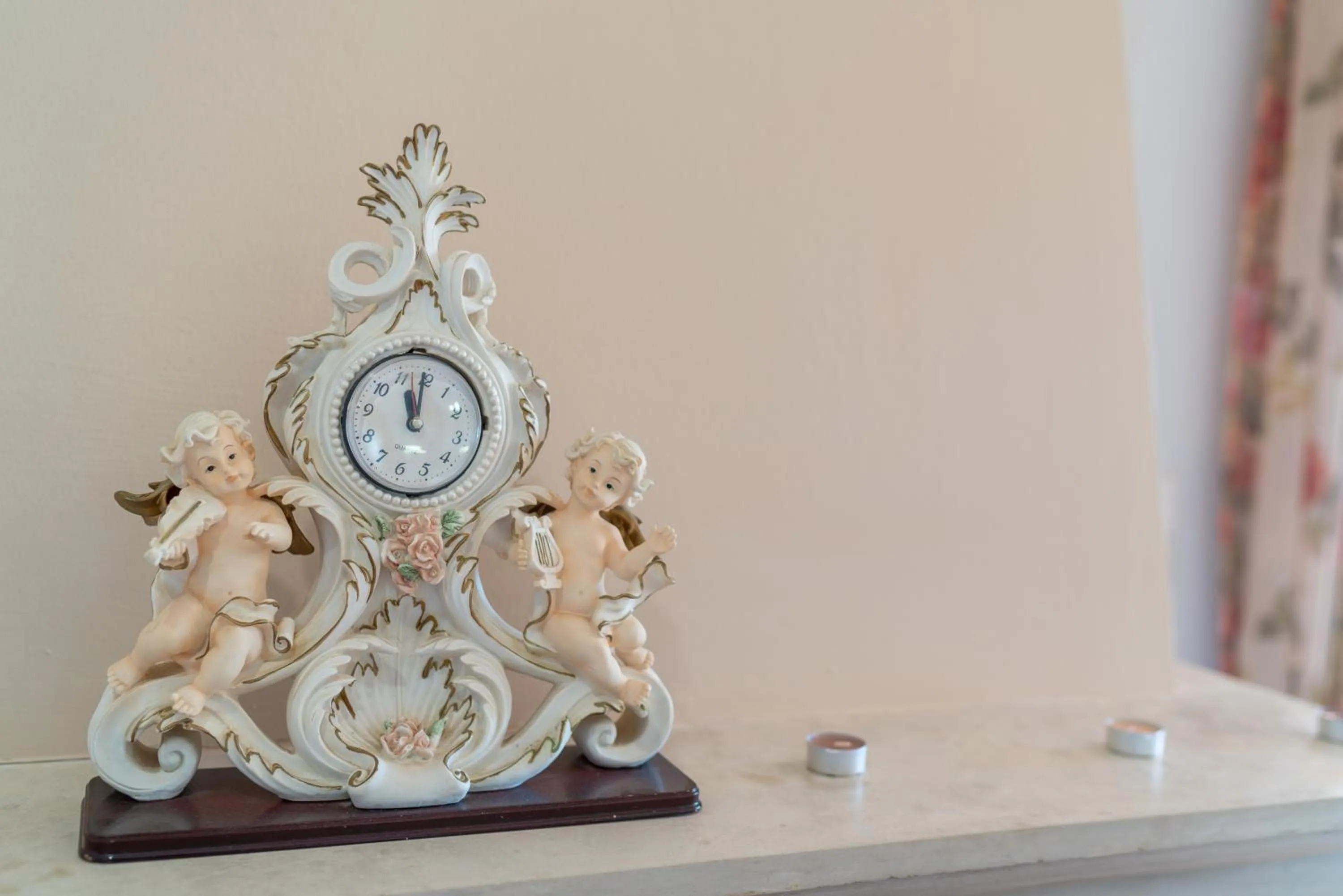 Decorative detail in Sellia resort
