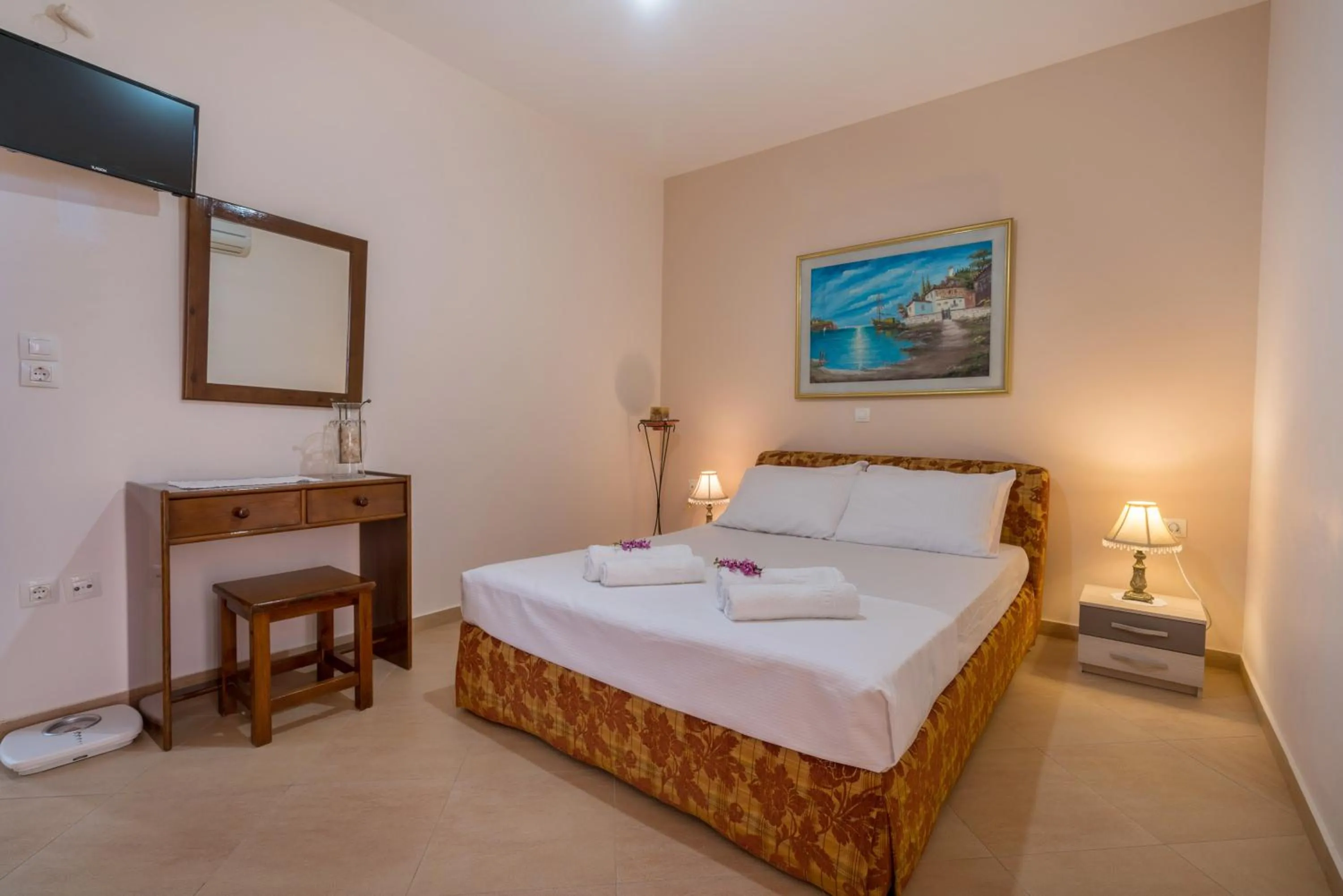 Photo of the whole room, Bed in Sellia resort