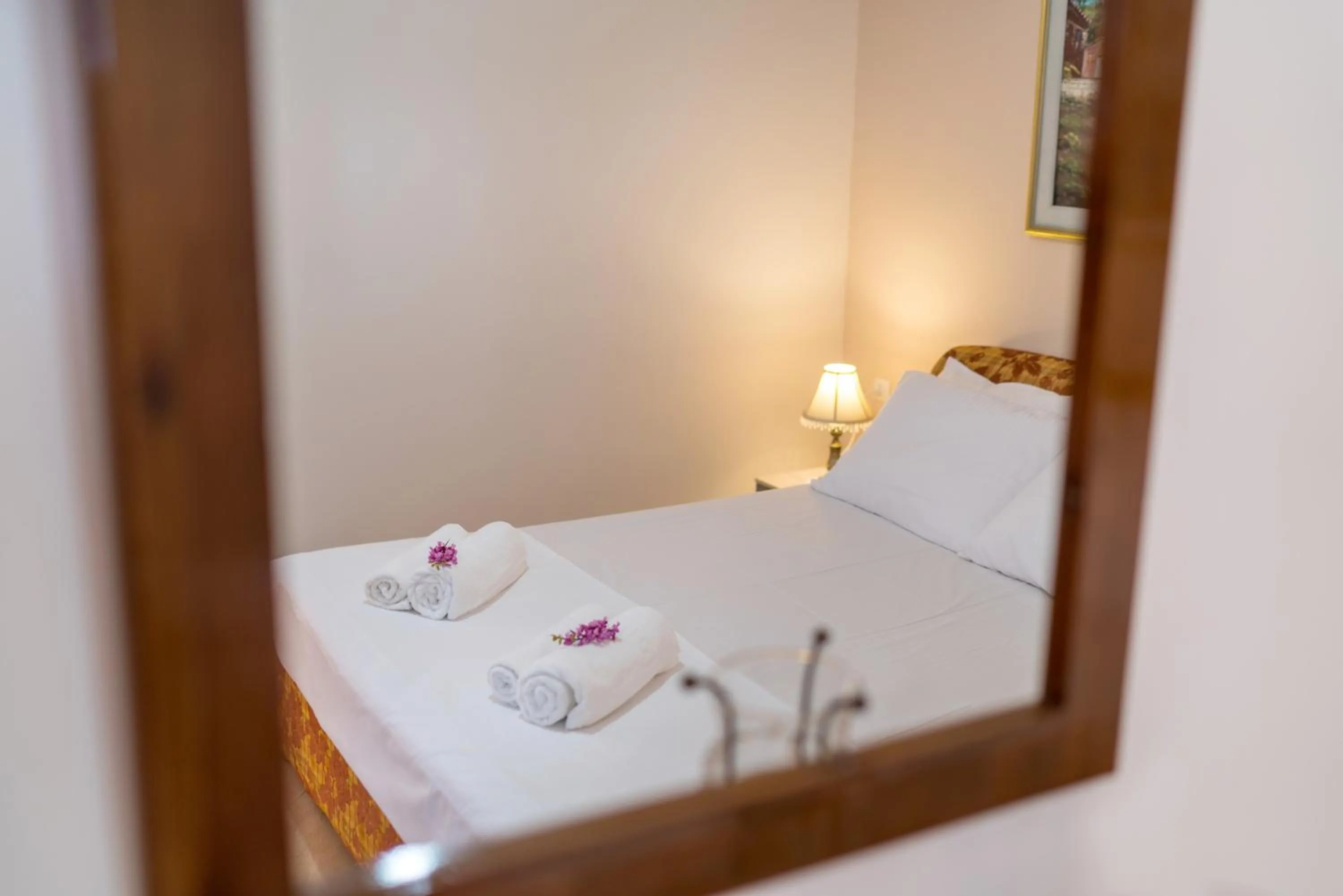 Photo of the whole room, Bed in Sellia resort