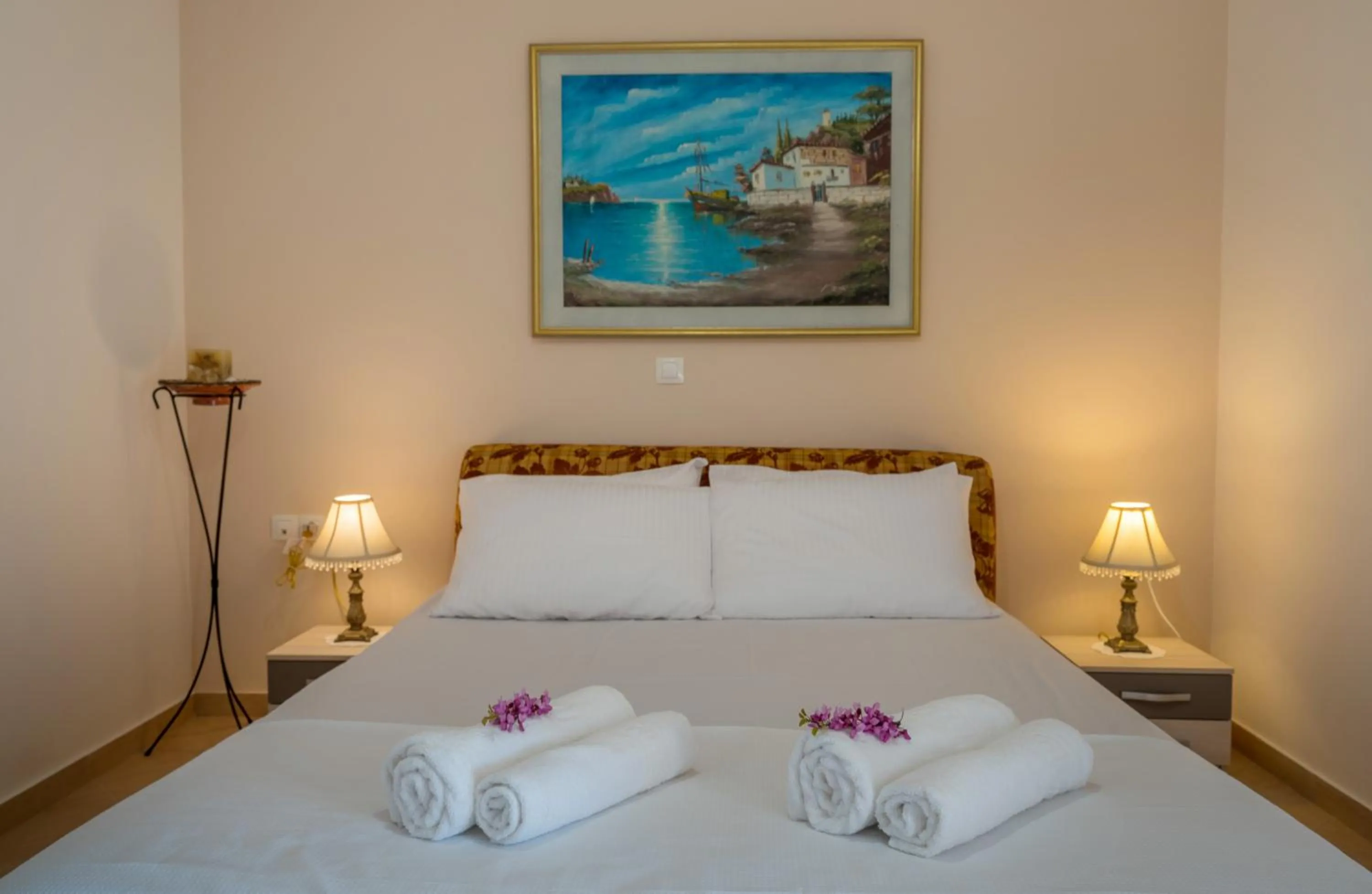 Photo of the whole room, Bed in Sellia resort