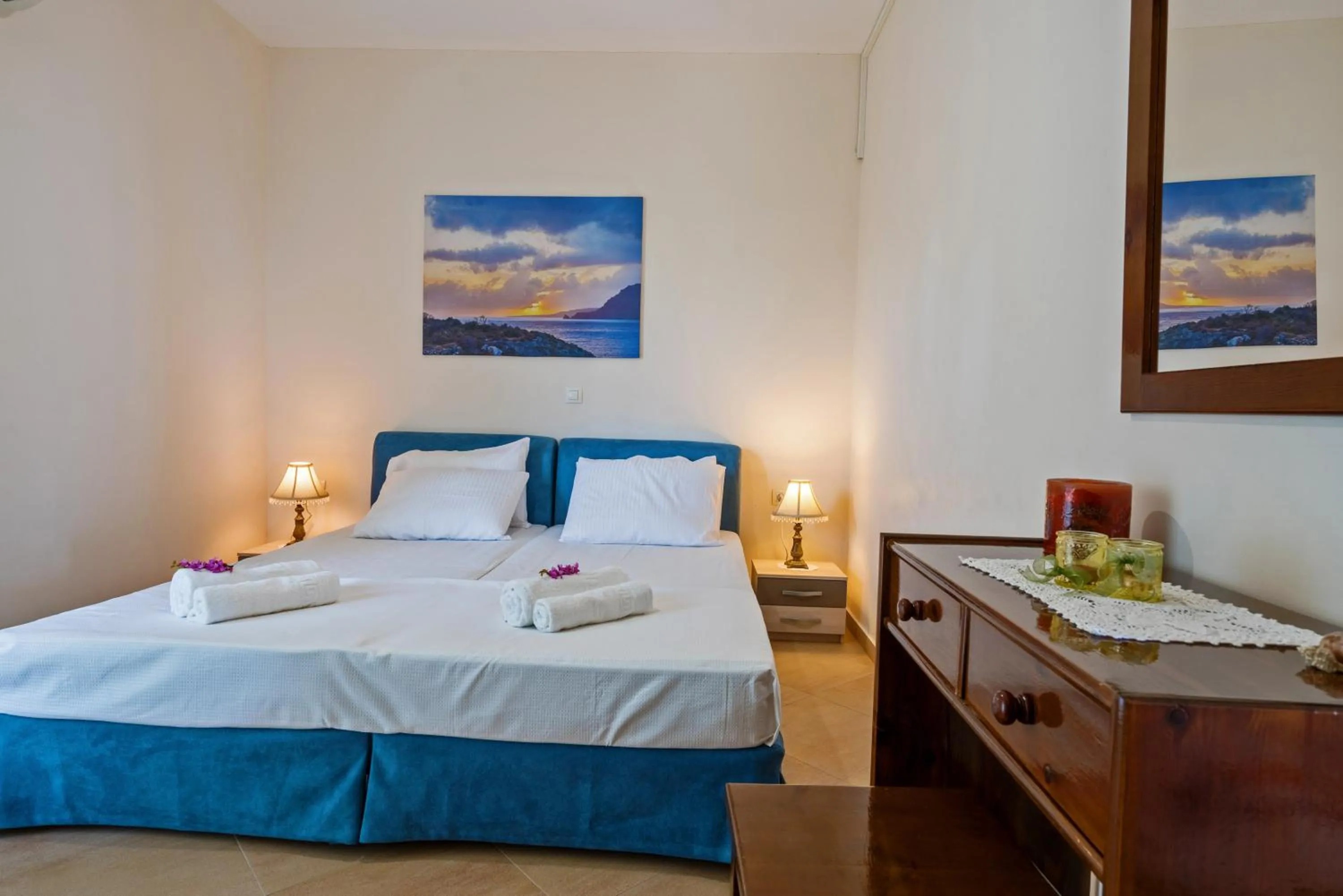 Photo of the whole room, Bed in Sellia resort