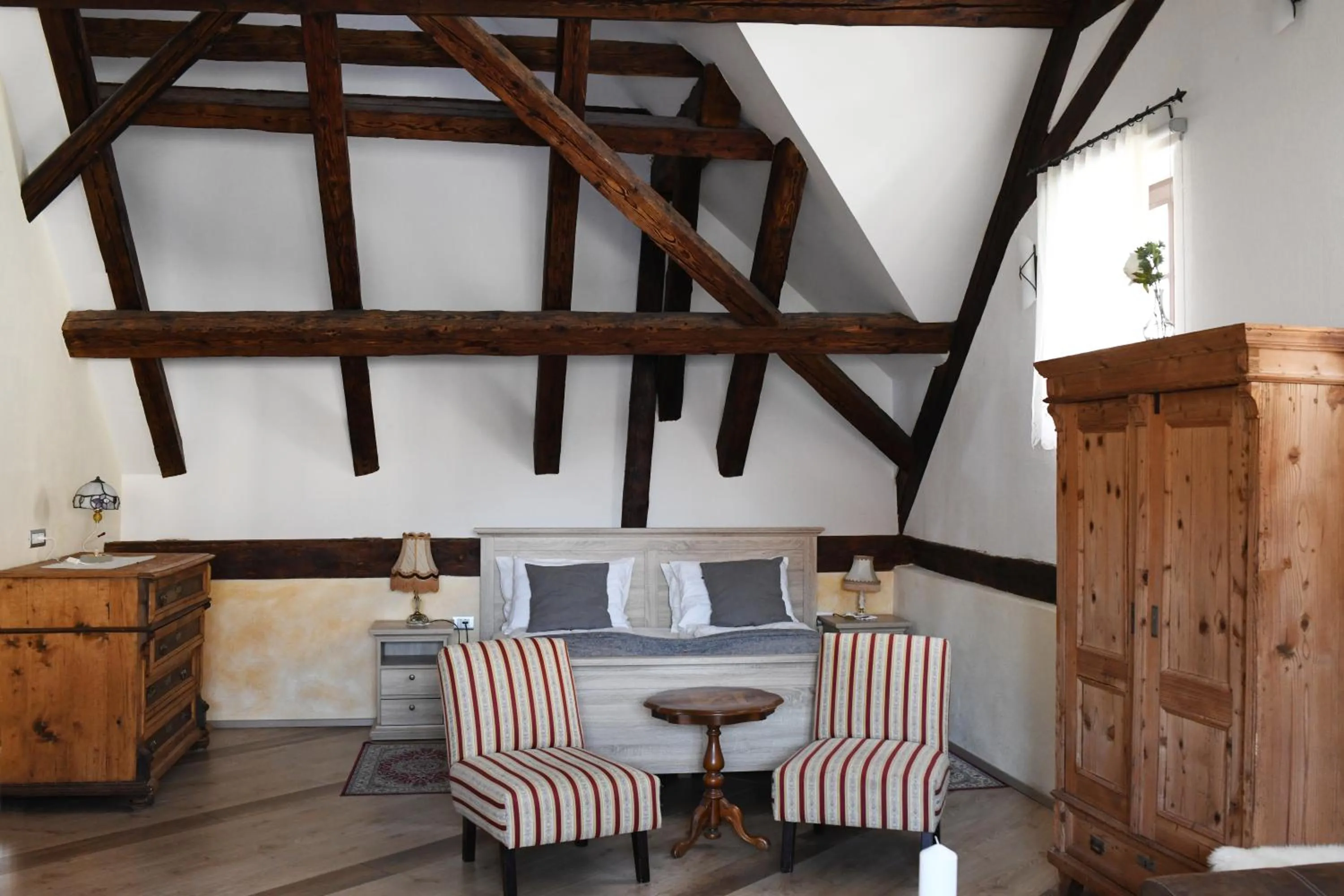 Property building in Hiša Linhart, Hotel & Restaurant