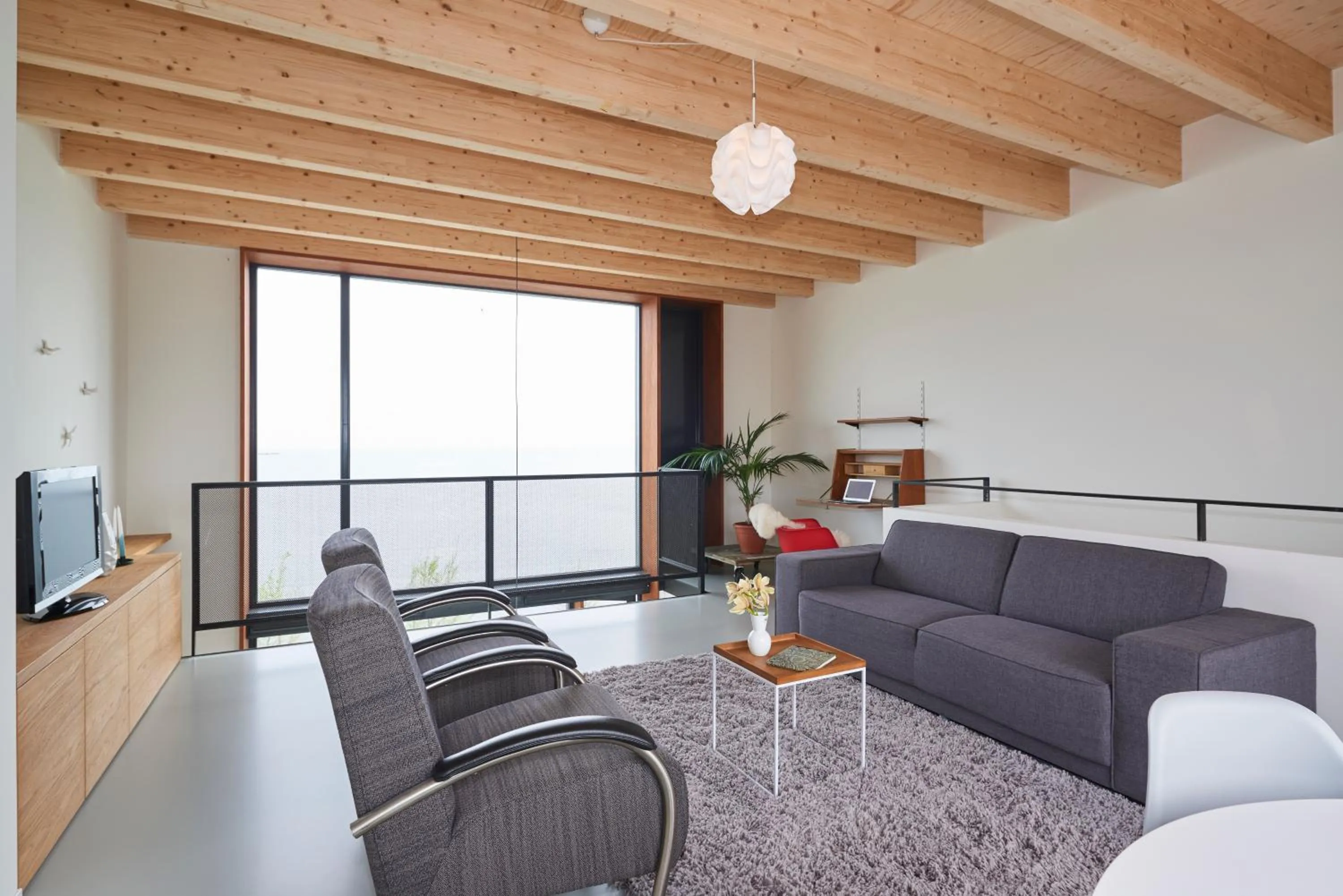 Living room in Lake View Apartment Amsterdam