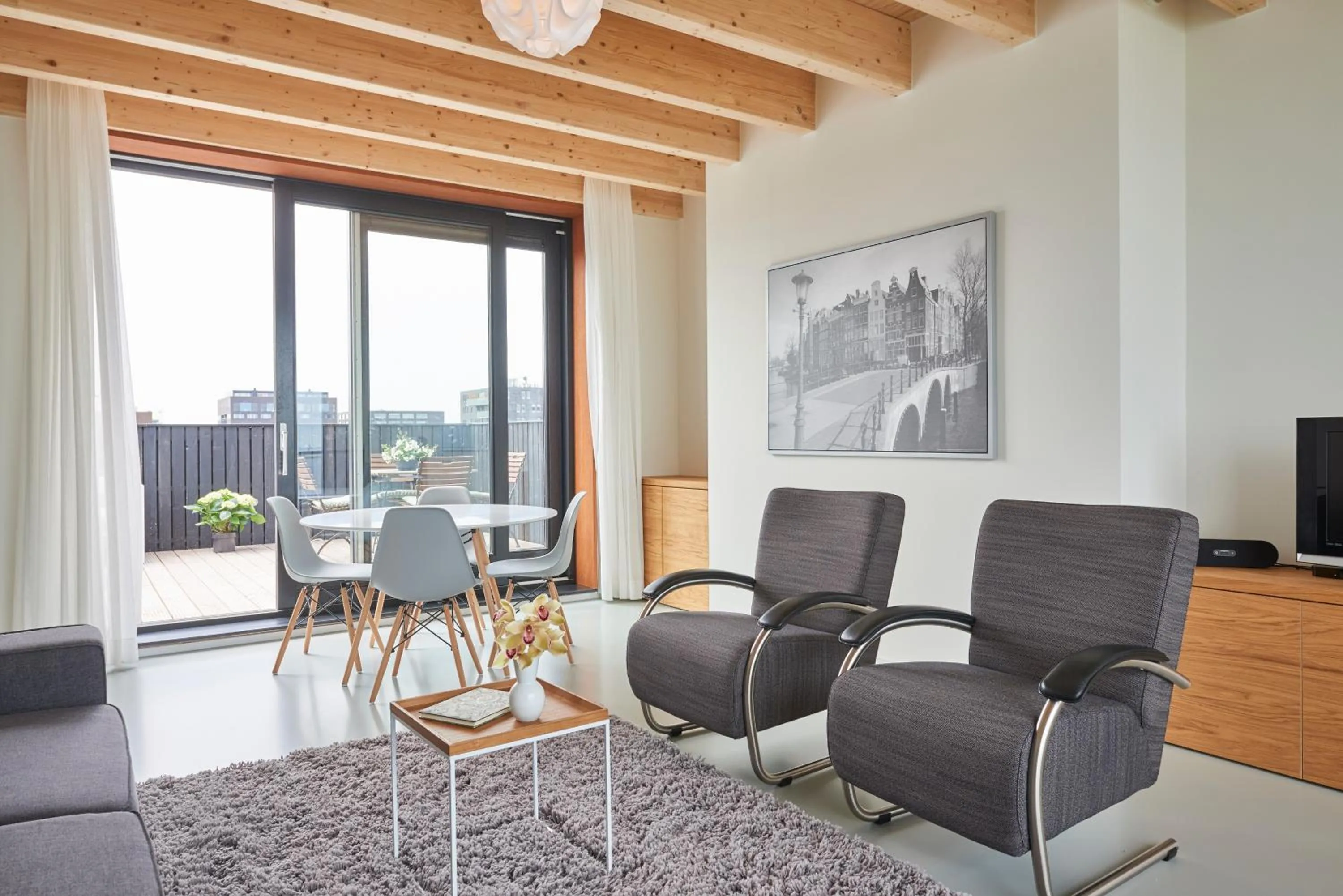 Living room in Lake View Apartment Amsterdam