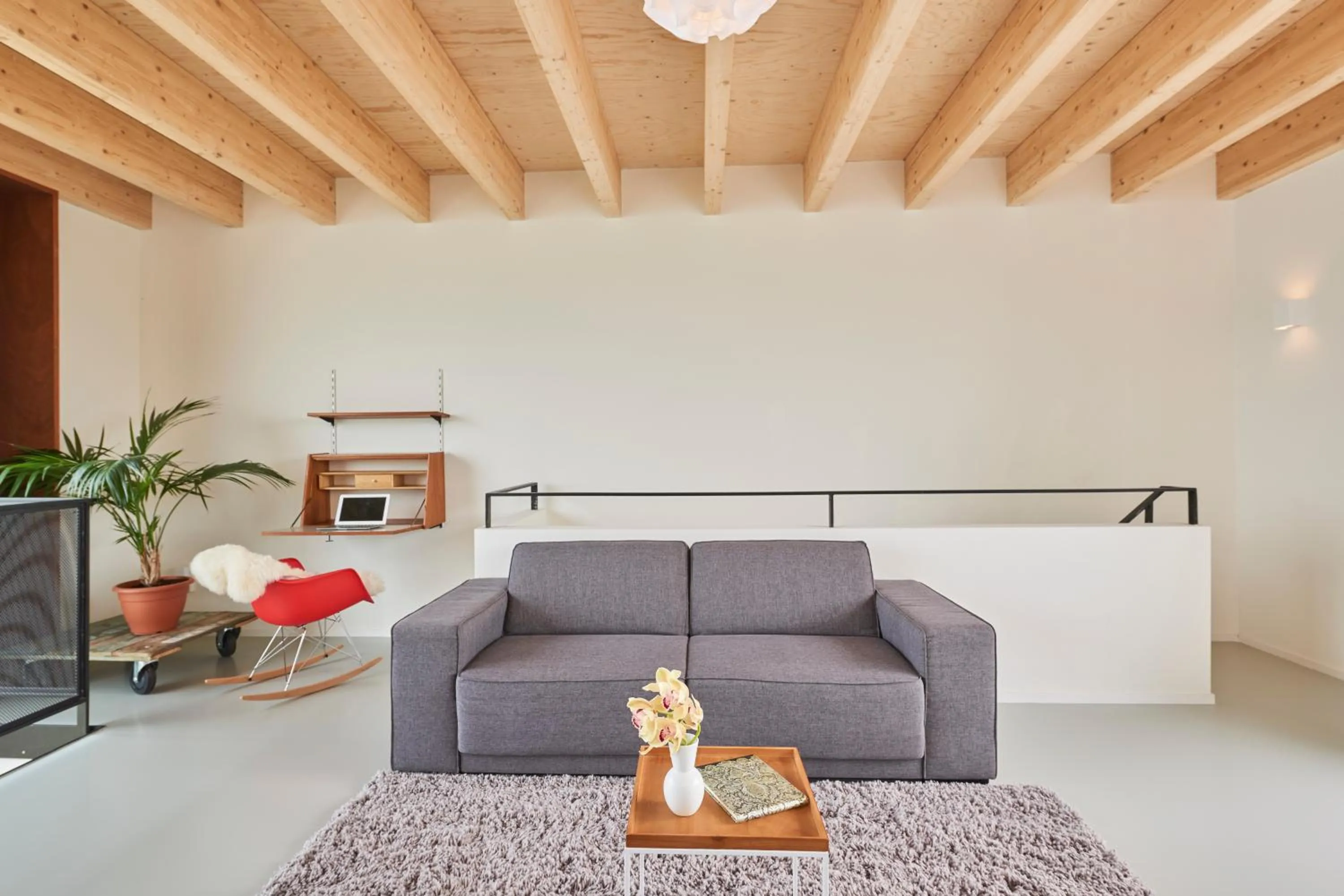 Living room in Lake View Apartment Amsterdam