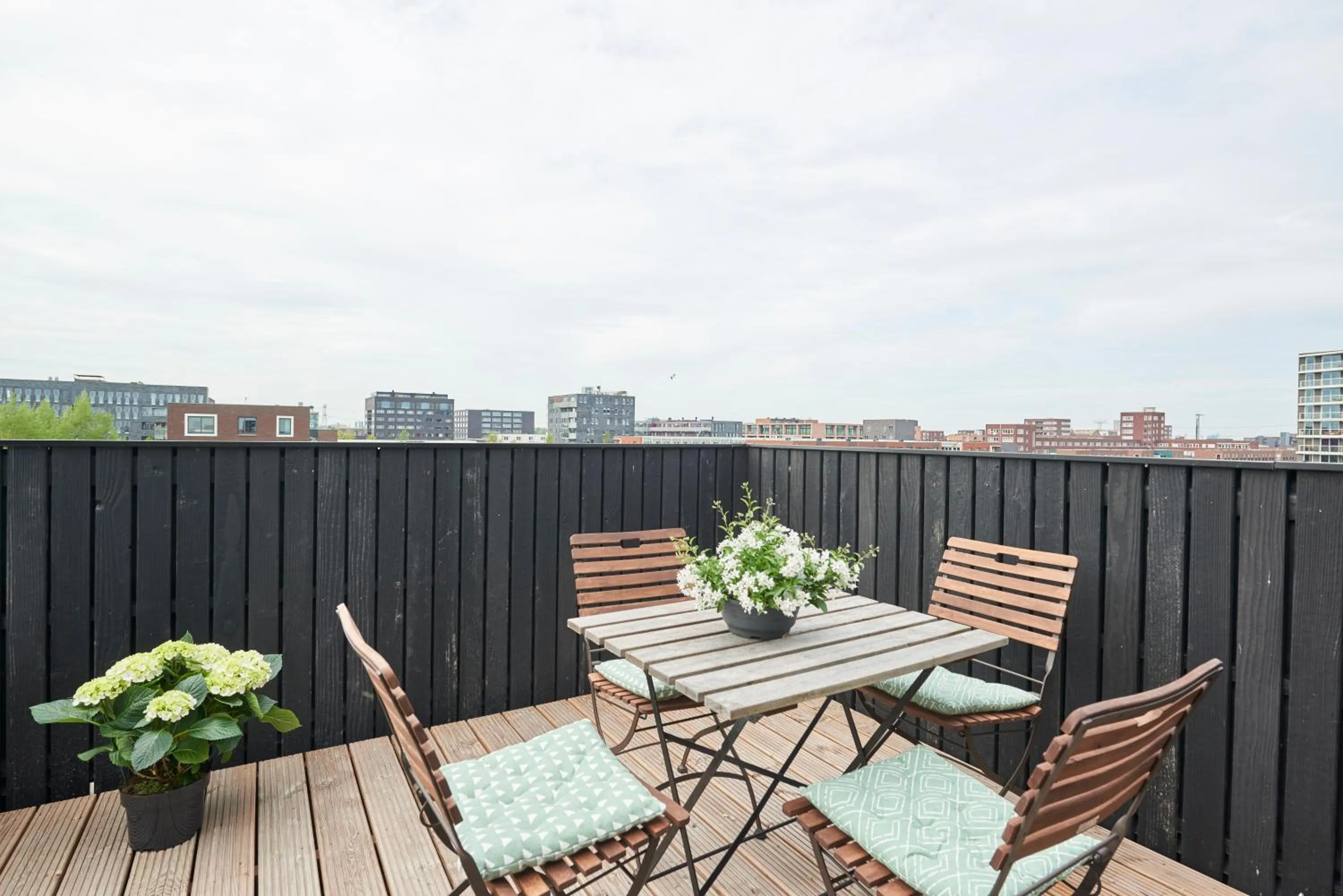 Balcony/Terrace in Lake View Apartment Amsterdam