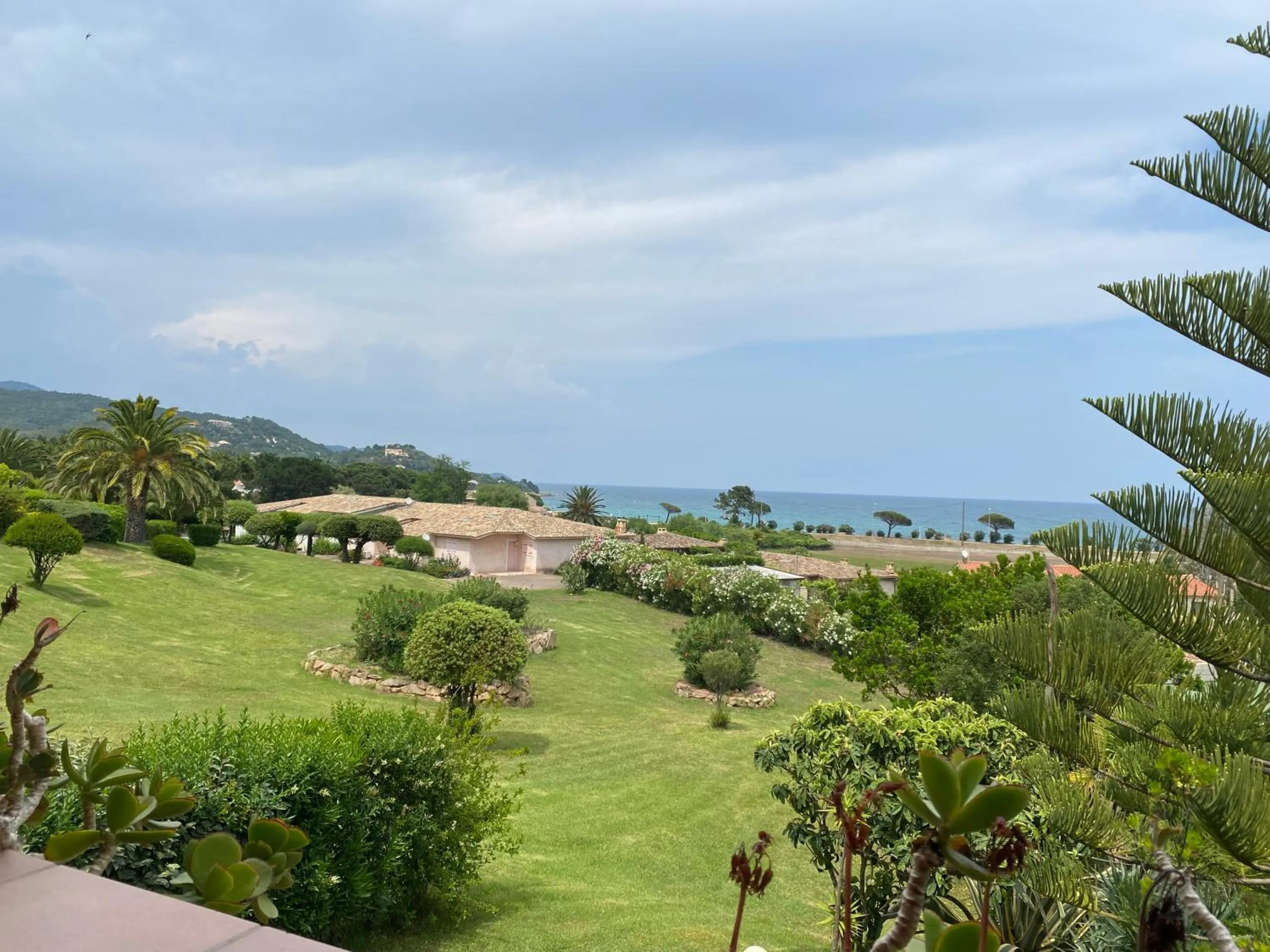 Garden view in Résidence Playa Del'Oro