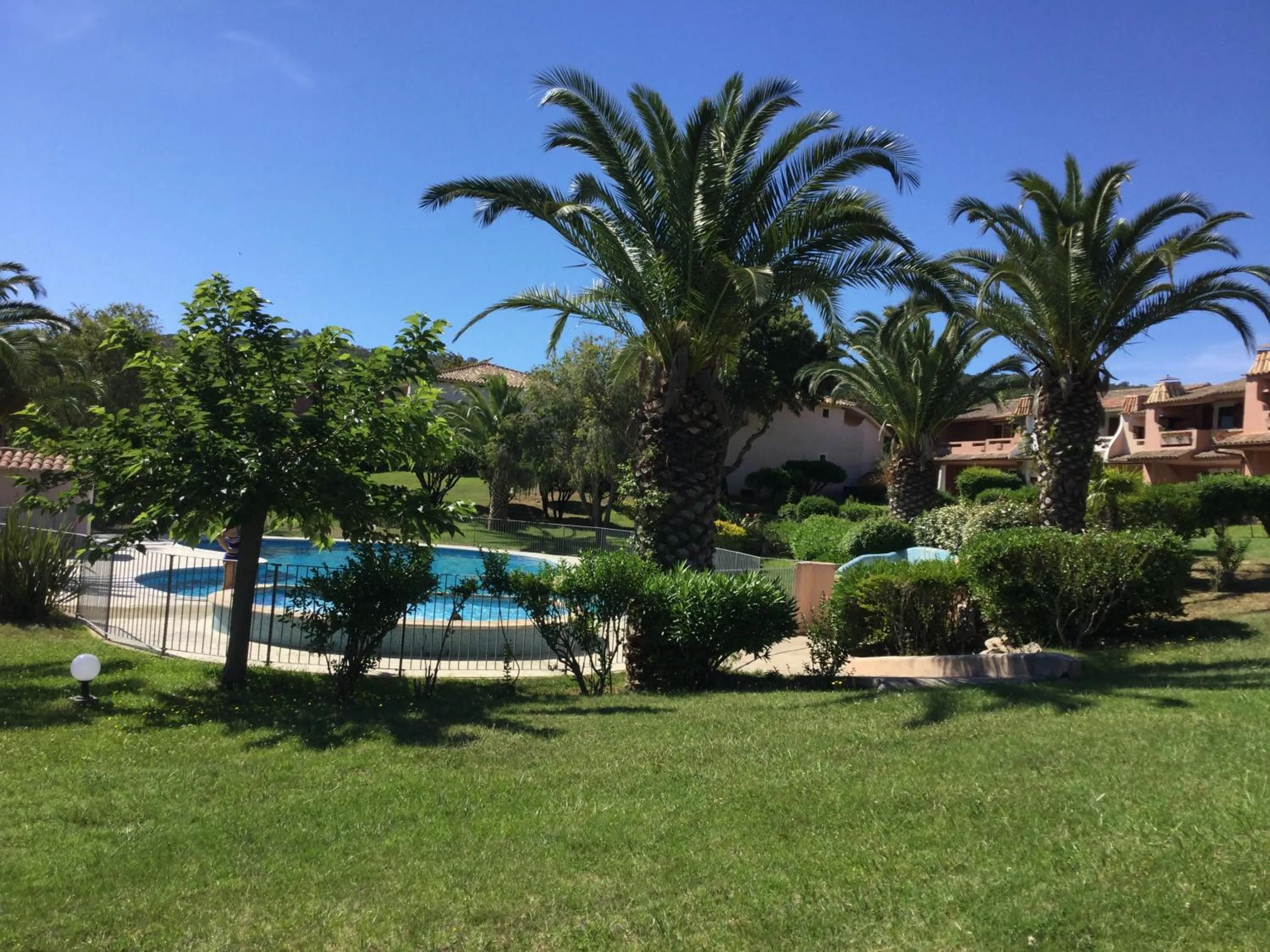 Garden view in Résidence Playa Del'Oro