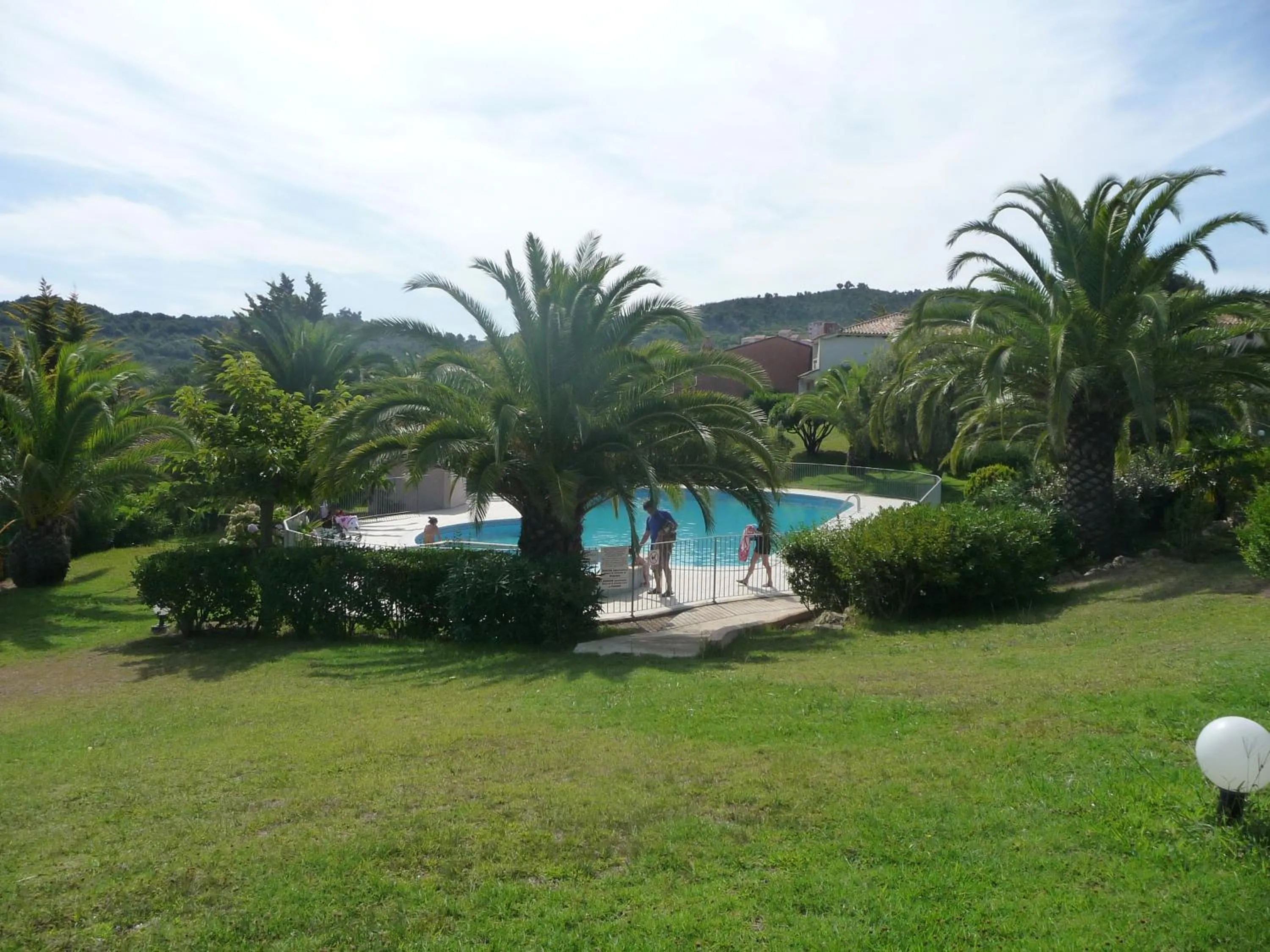 Pool view in Résidence Playa Del'Oro