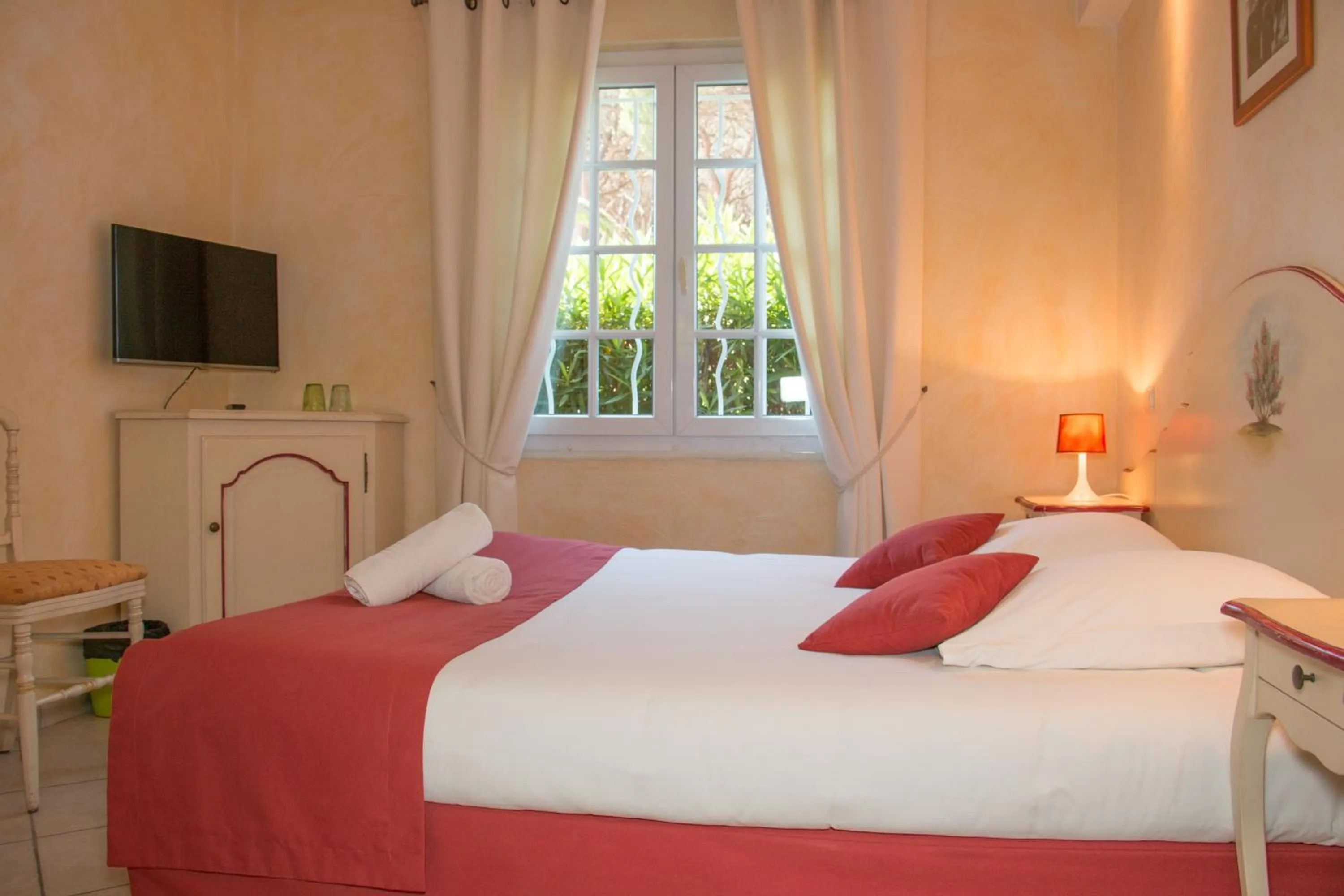 Bed in Hôtel & Spa La Villa