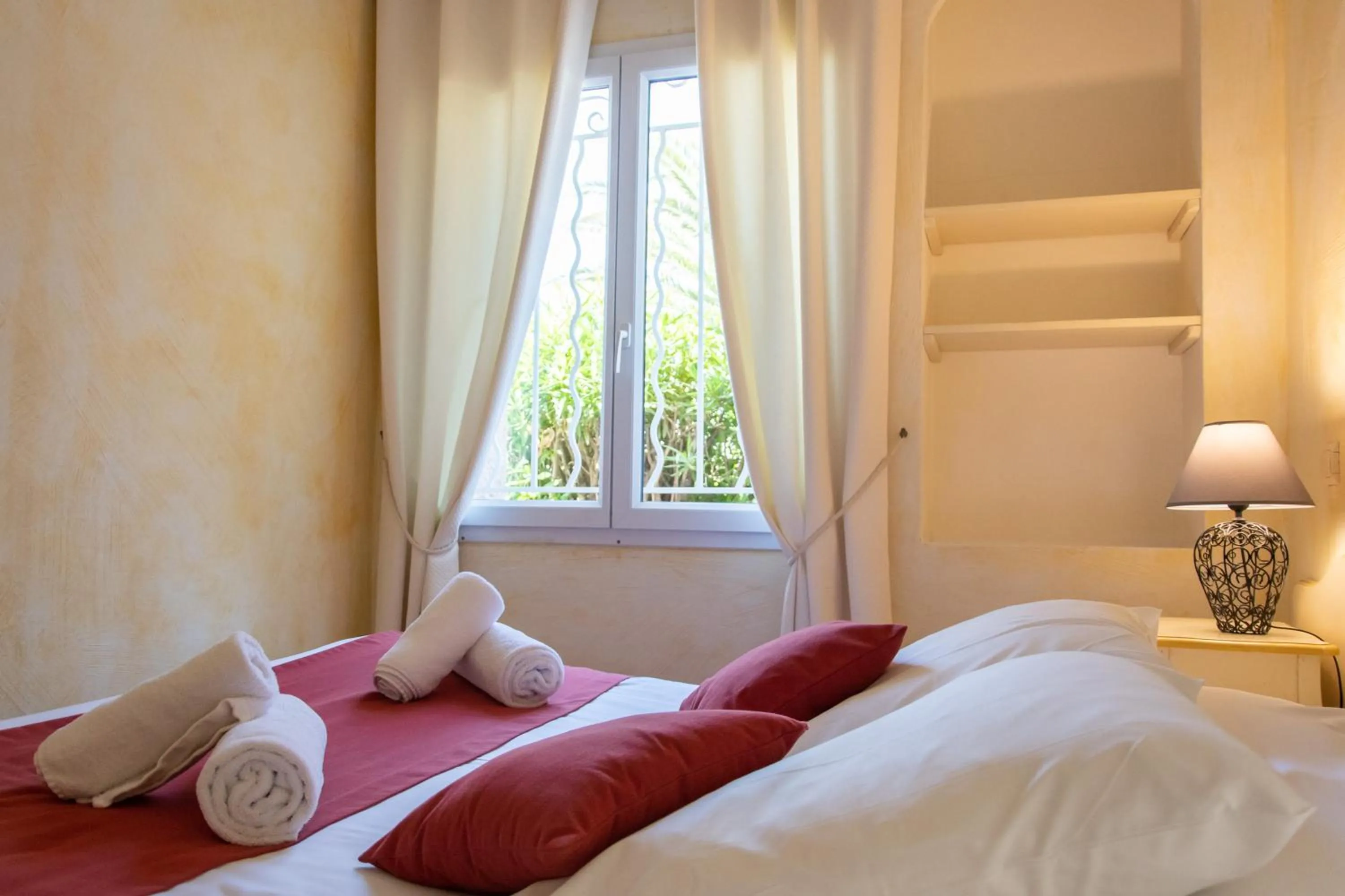 Bed in Hôtel & Spa La Villa