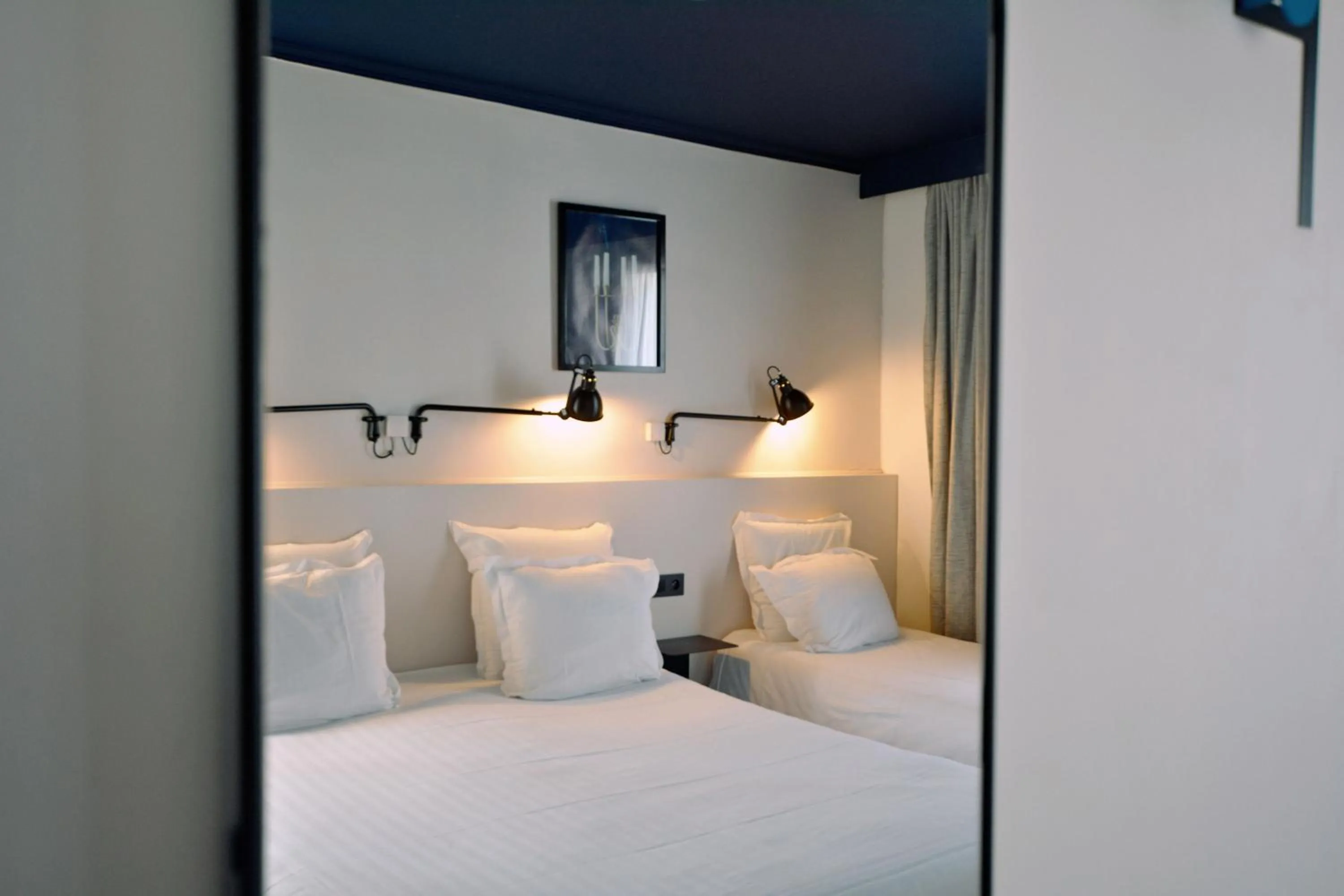 Bed in Hôtel Lucien