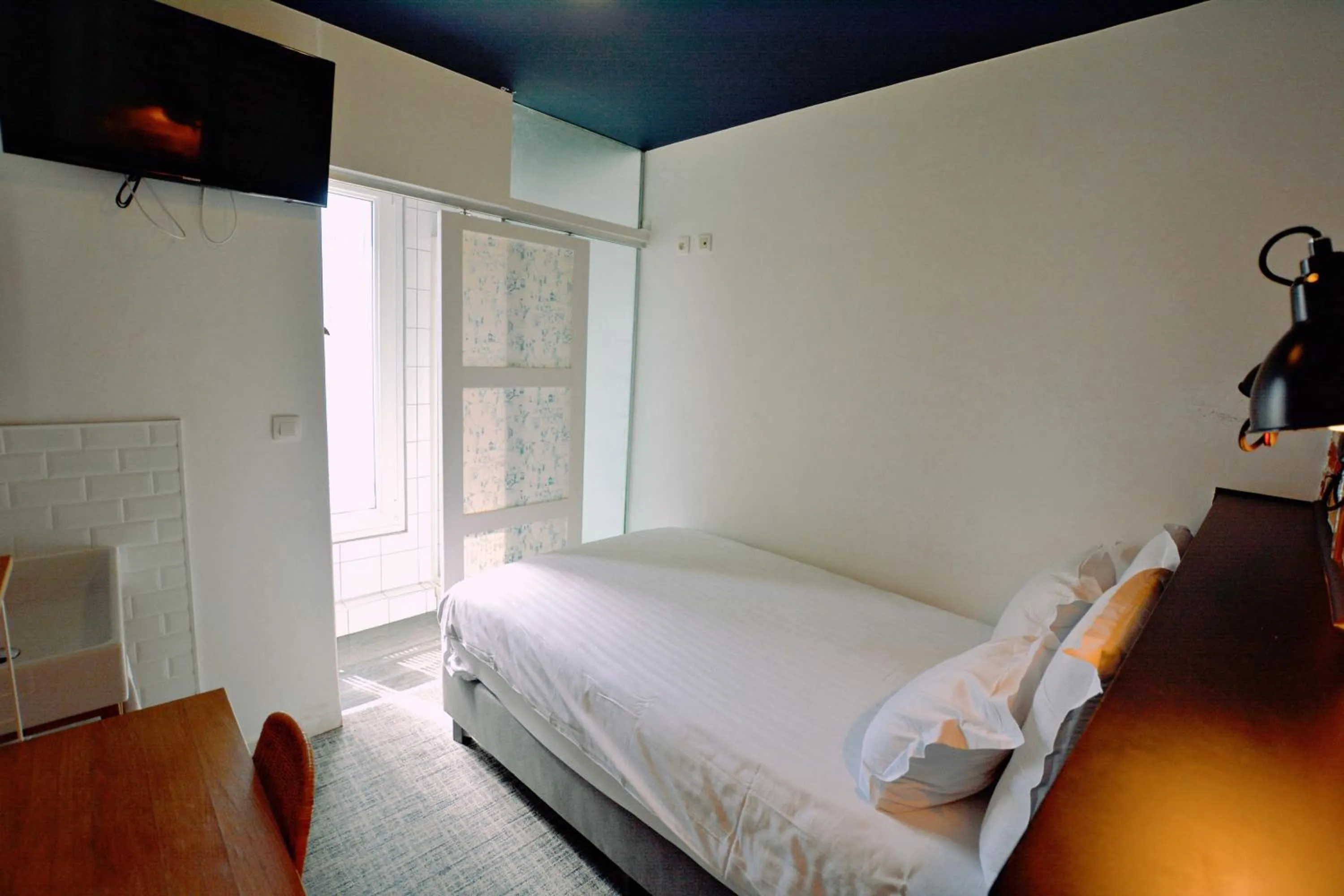 Bed in Hôtel Lucien