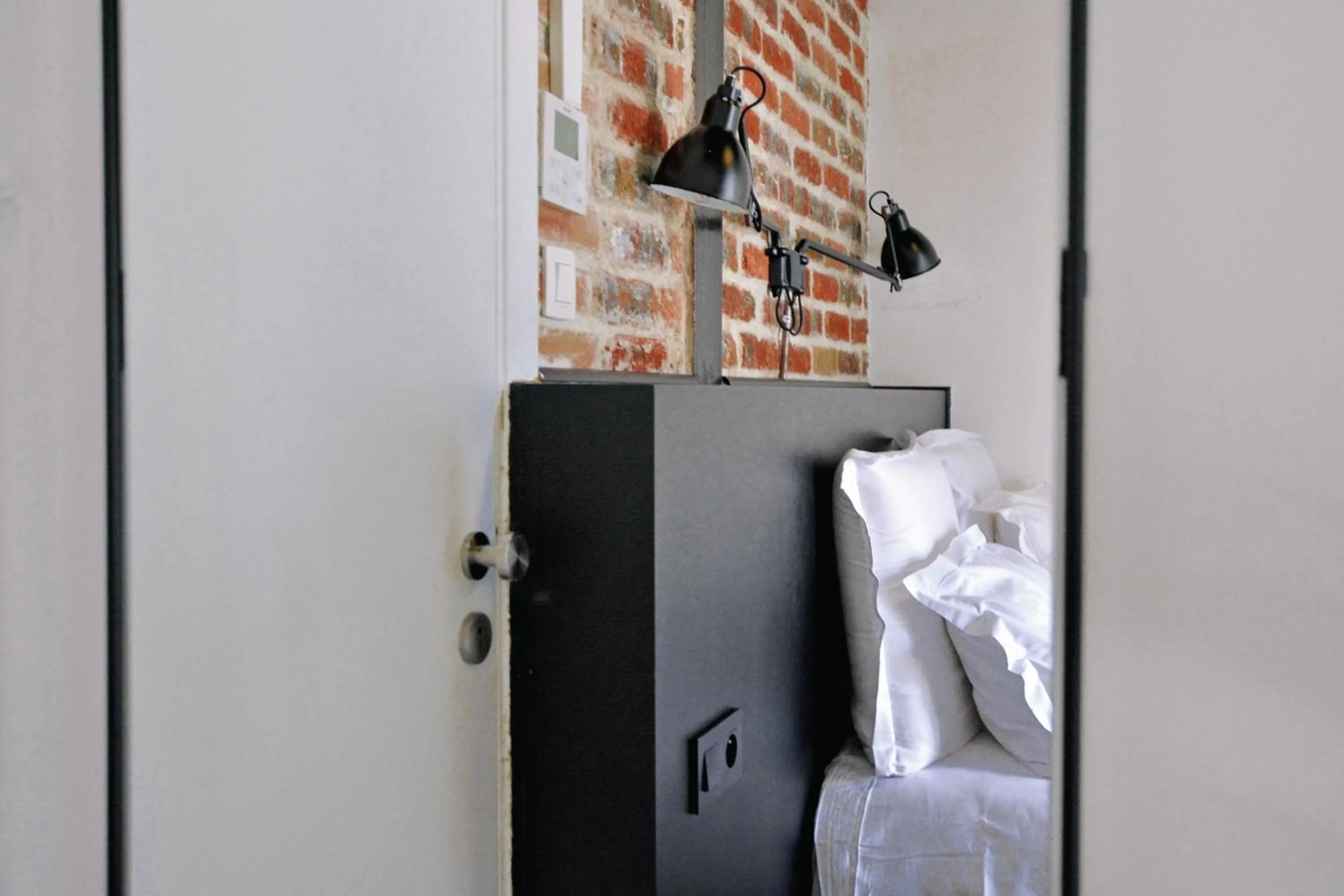 Bed in Hôtel Lucien