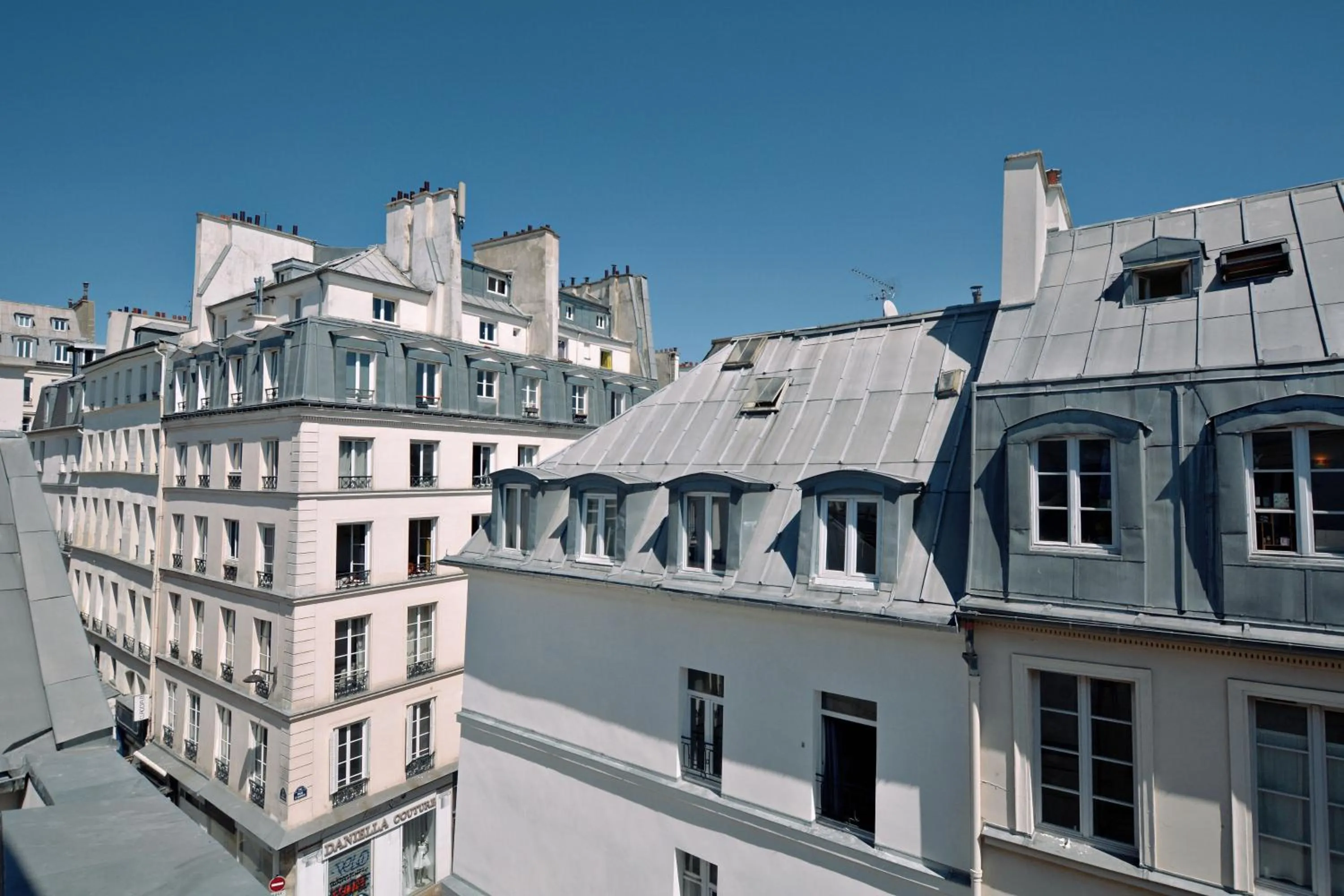 Day in Hôtel Lucien