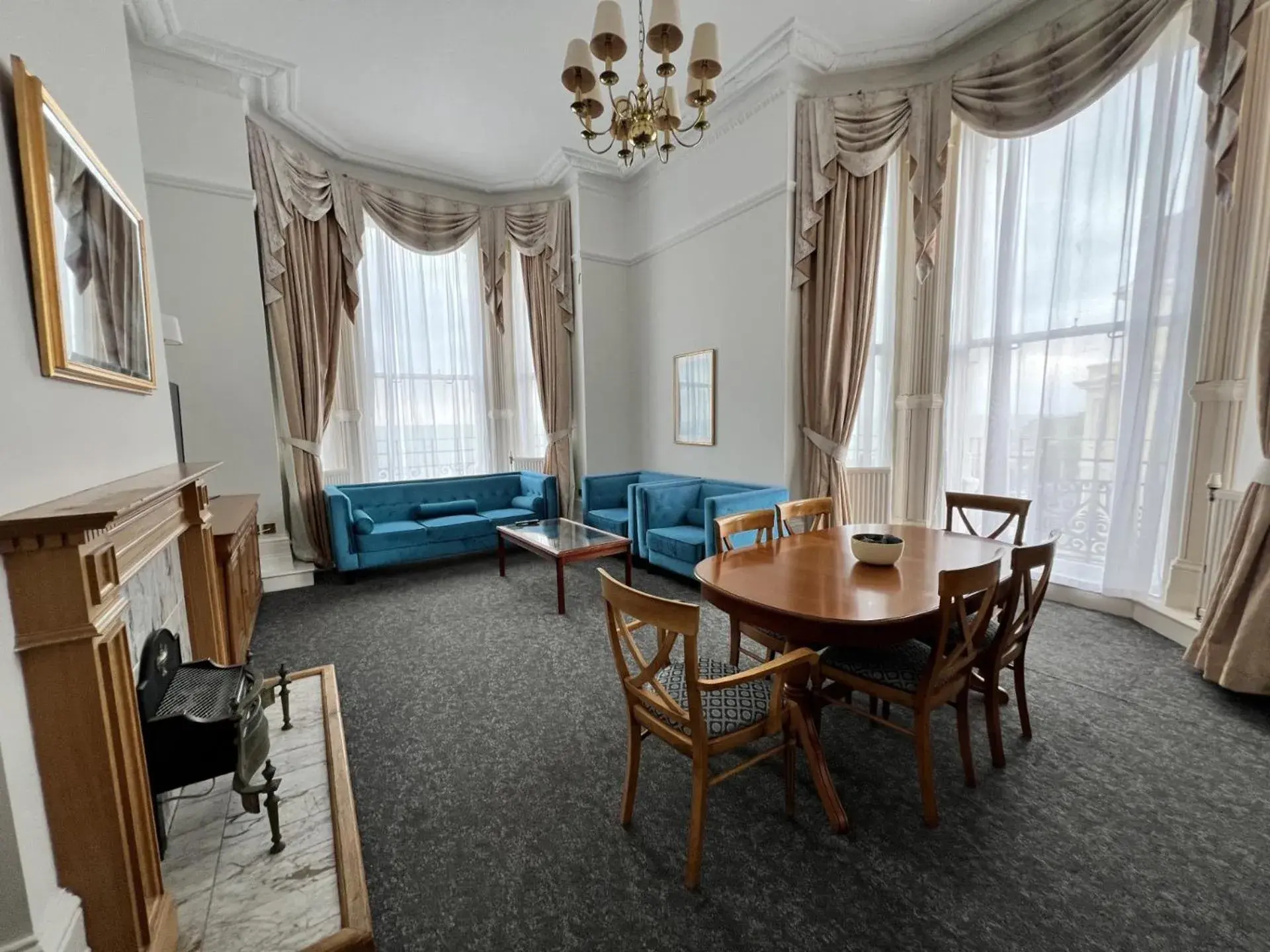 Bed in Cavendish Hotel Bed in Cavendish Hotel