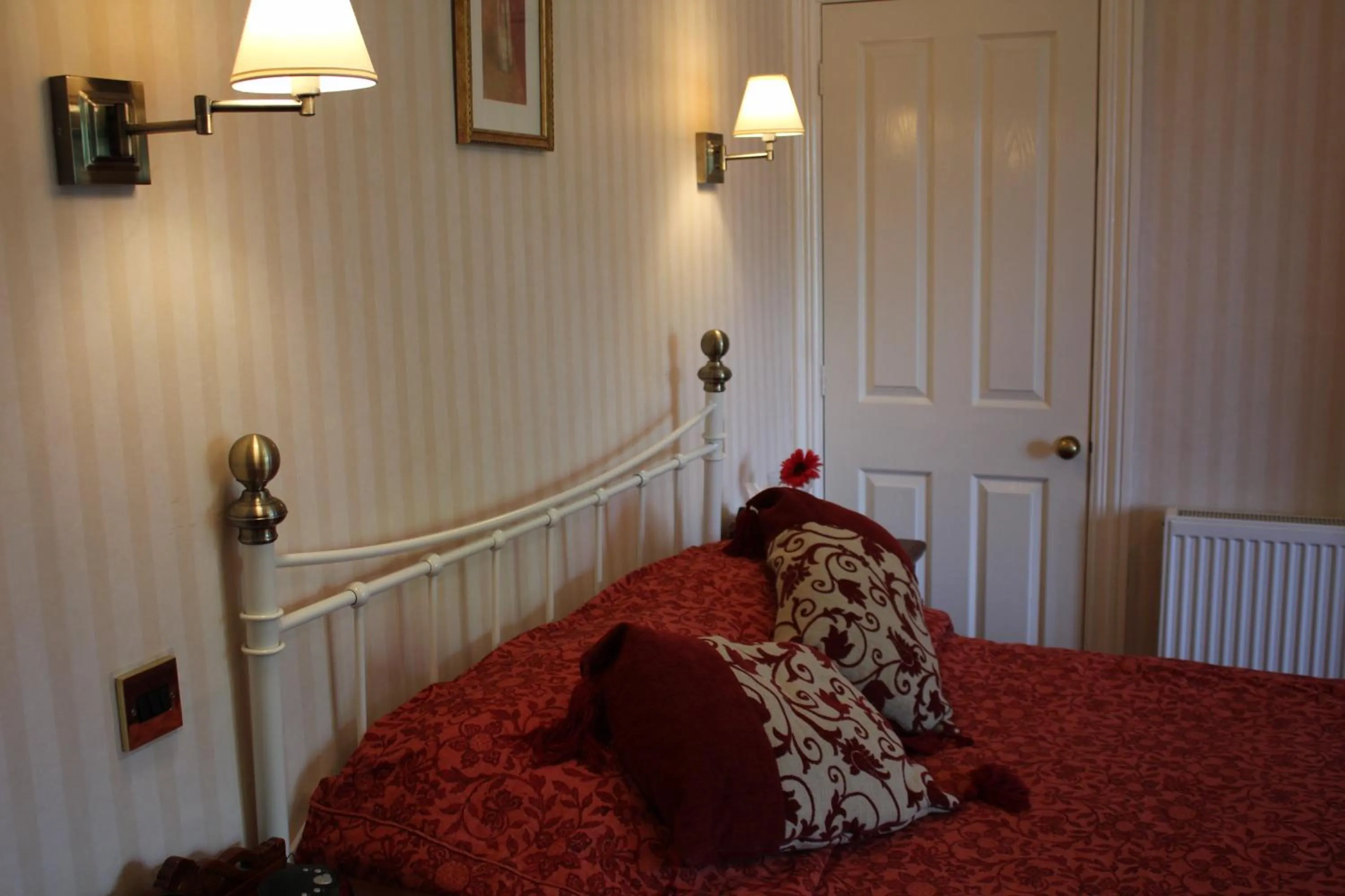 Bedroom, Bed in Old Rectory