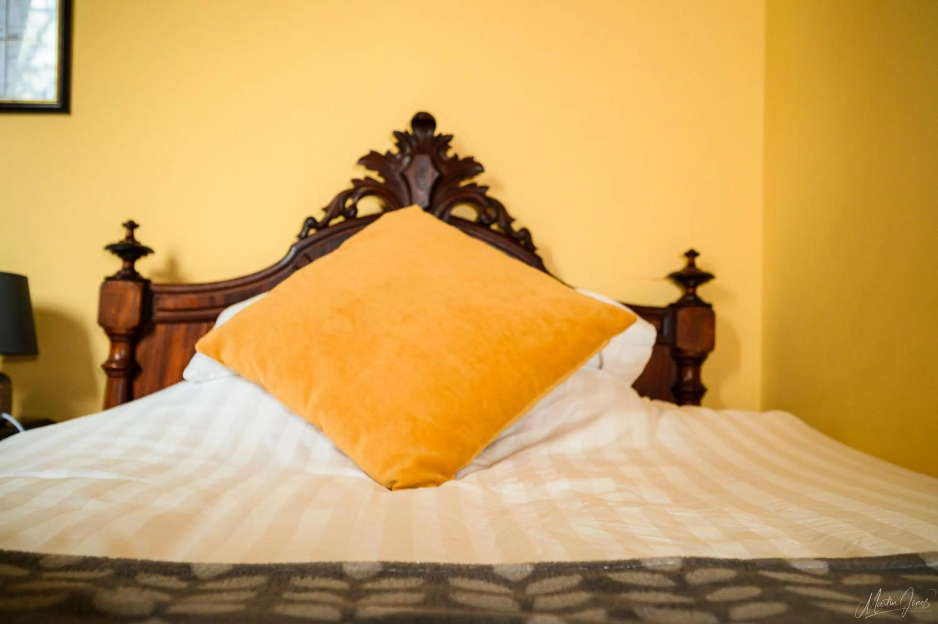 Bedroom, Bed in Old Rectory