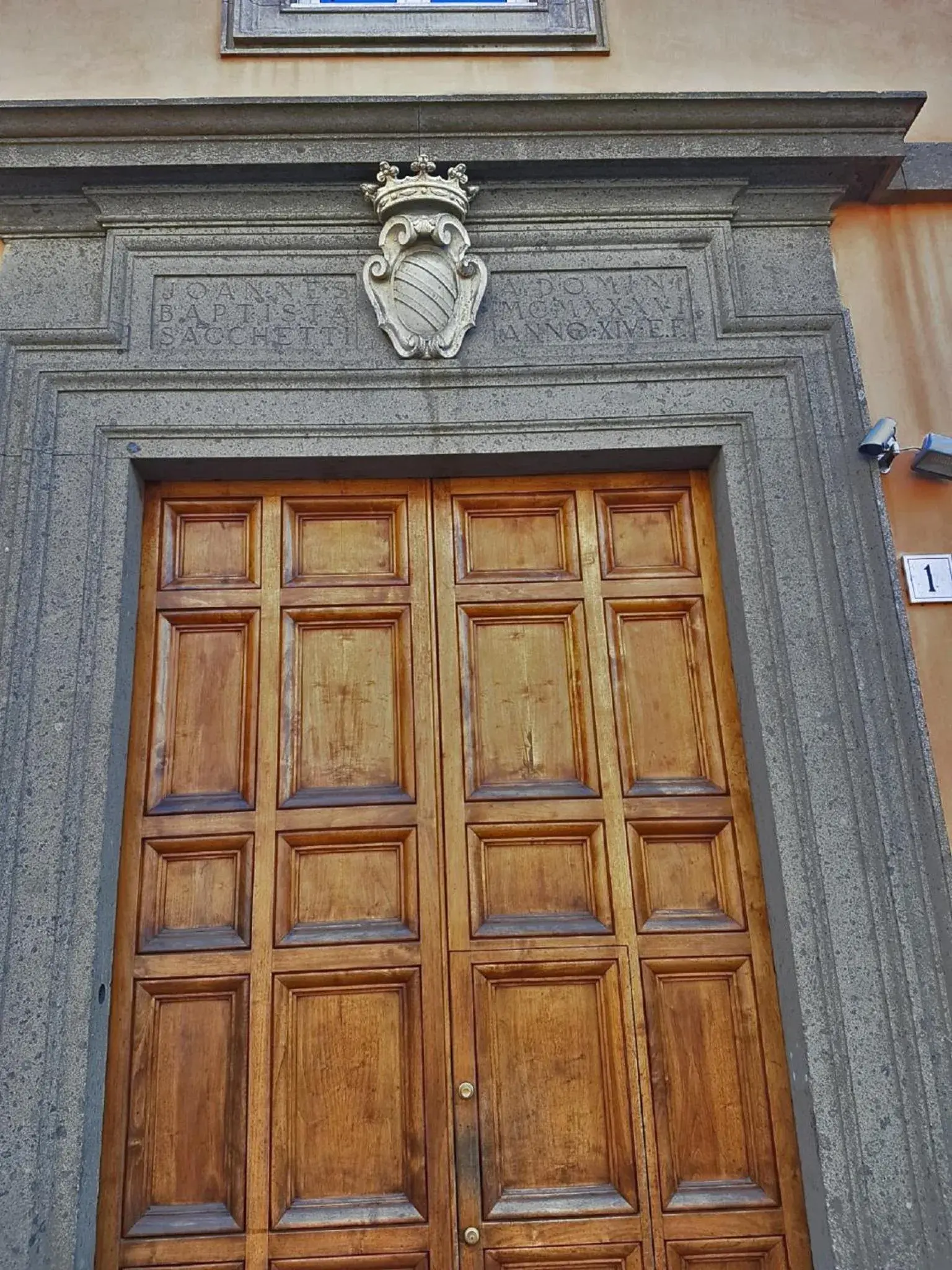 Facade/entrance in Secret Rhome Facade/entrance in Secret Rhome