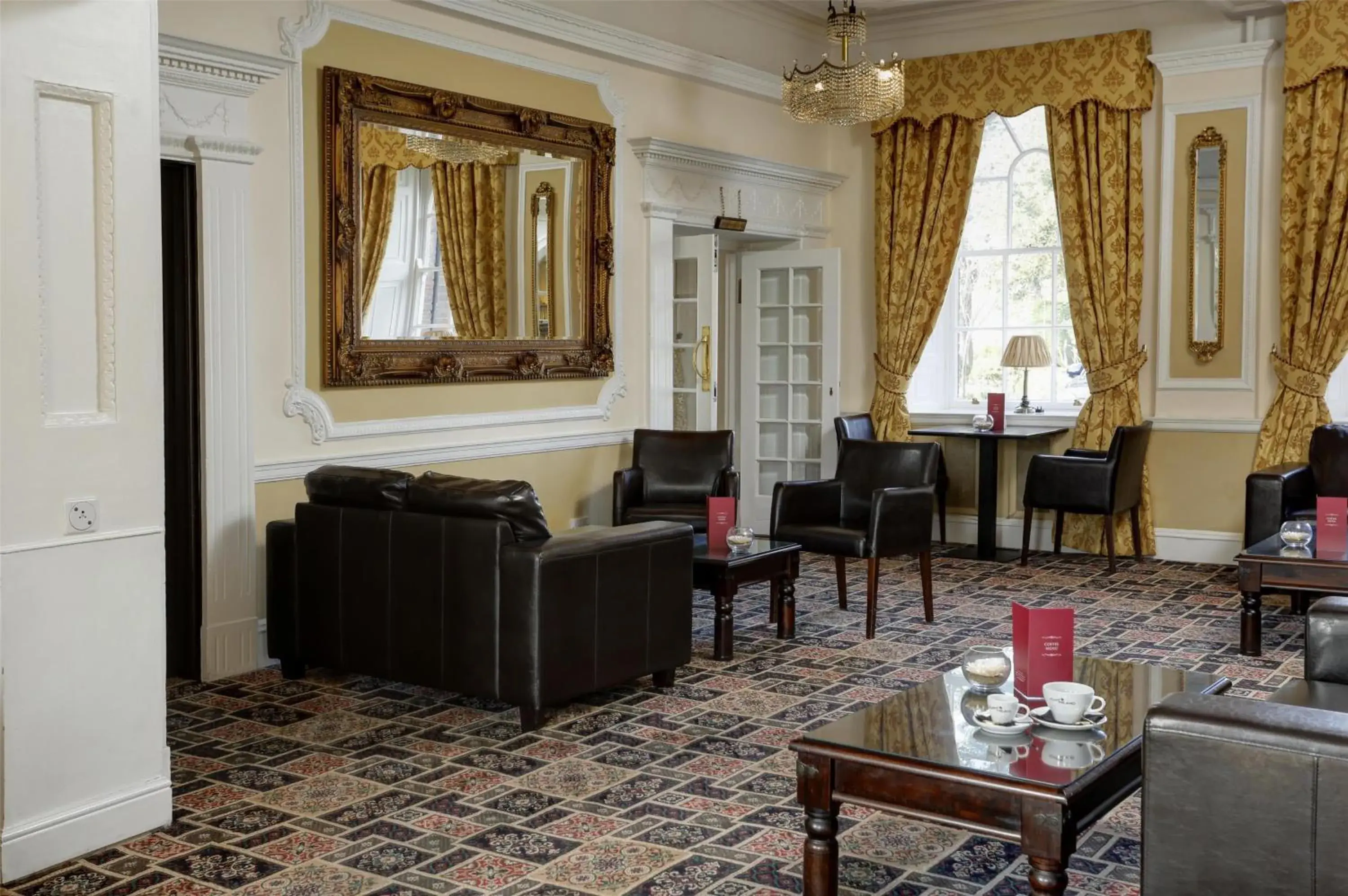 Lounge or bar in Best Western Plus West Retford Hotel Lounge or bar in Best Western Plus West Retford Hotel