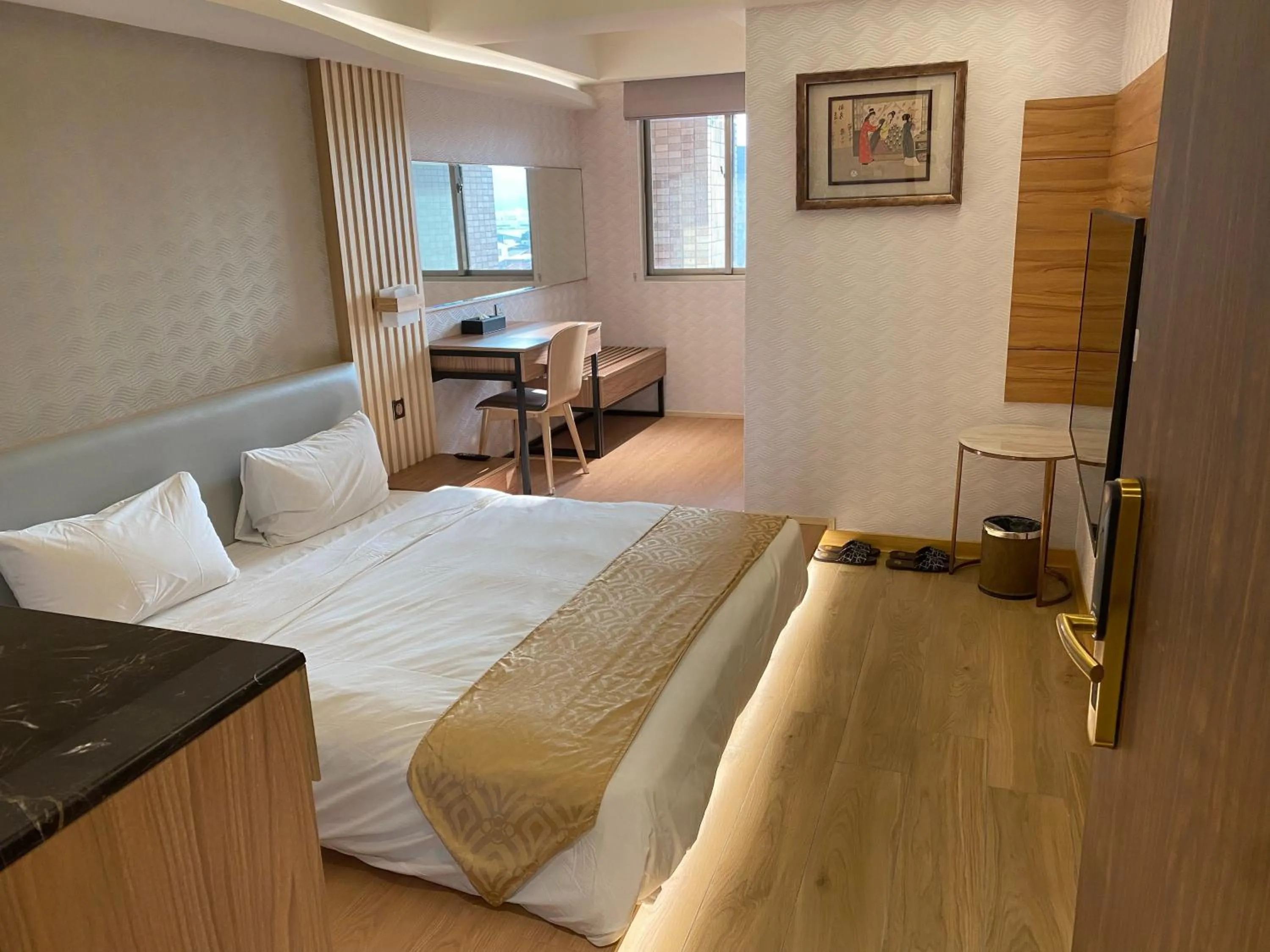 Bed in Wang Fu Hotel