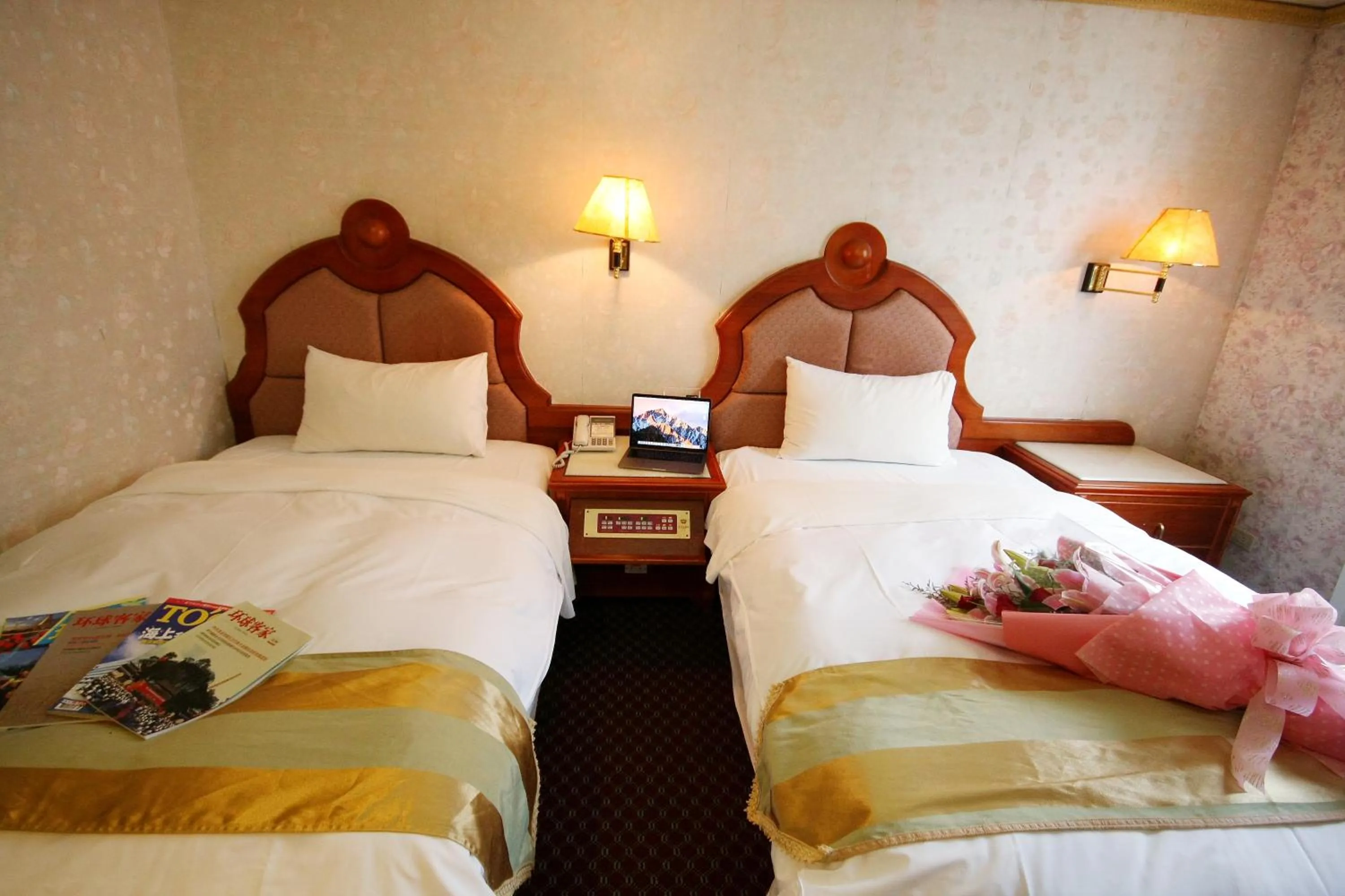 bunk bed, Bed in Wang Fu Hotel