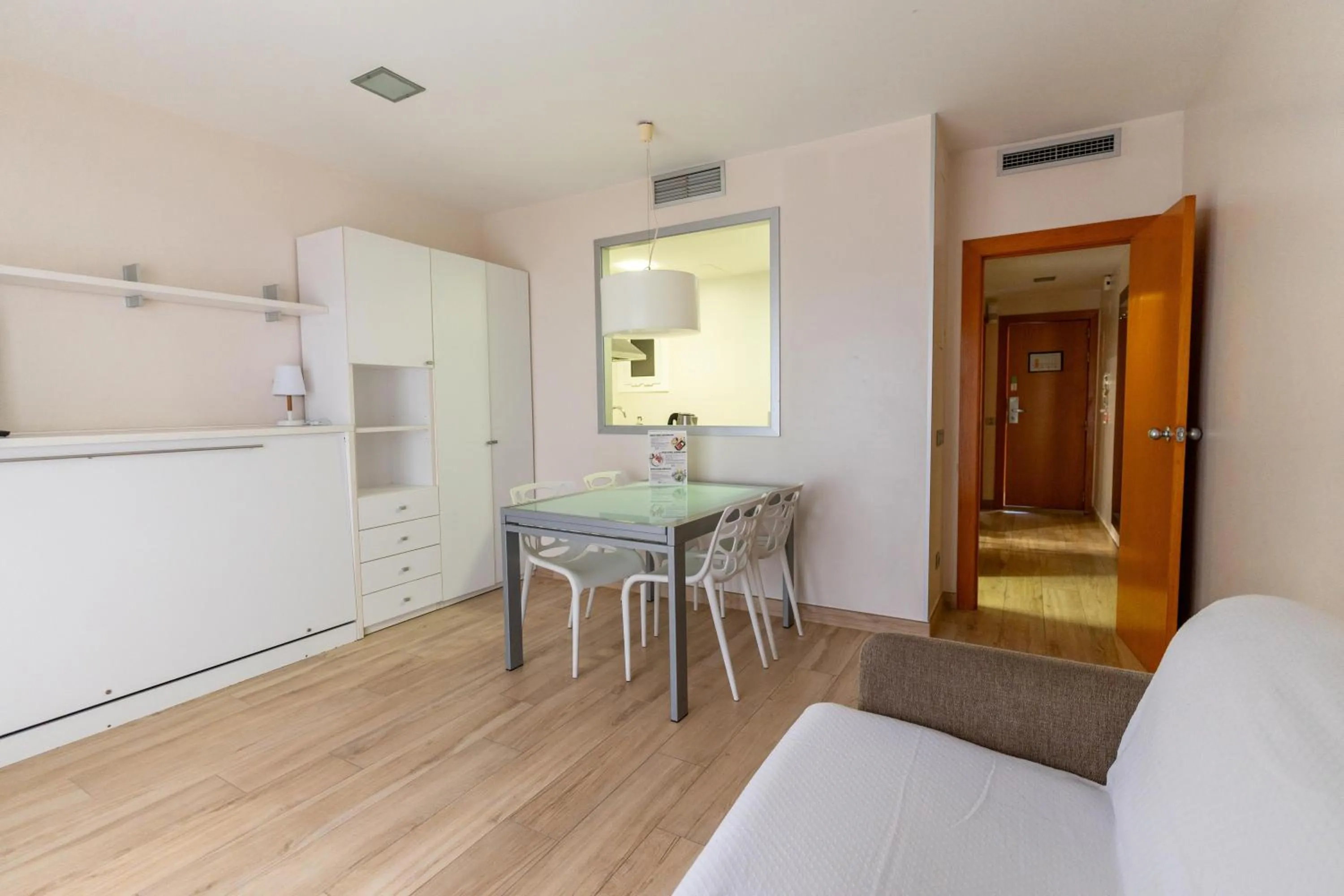 Living room in Aparthotel Solifemar