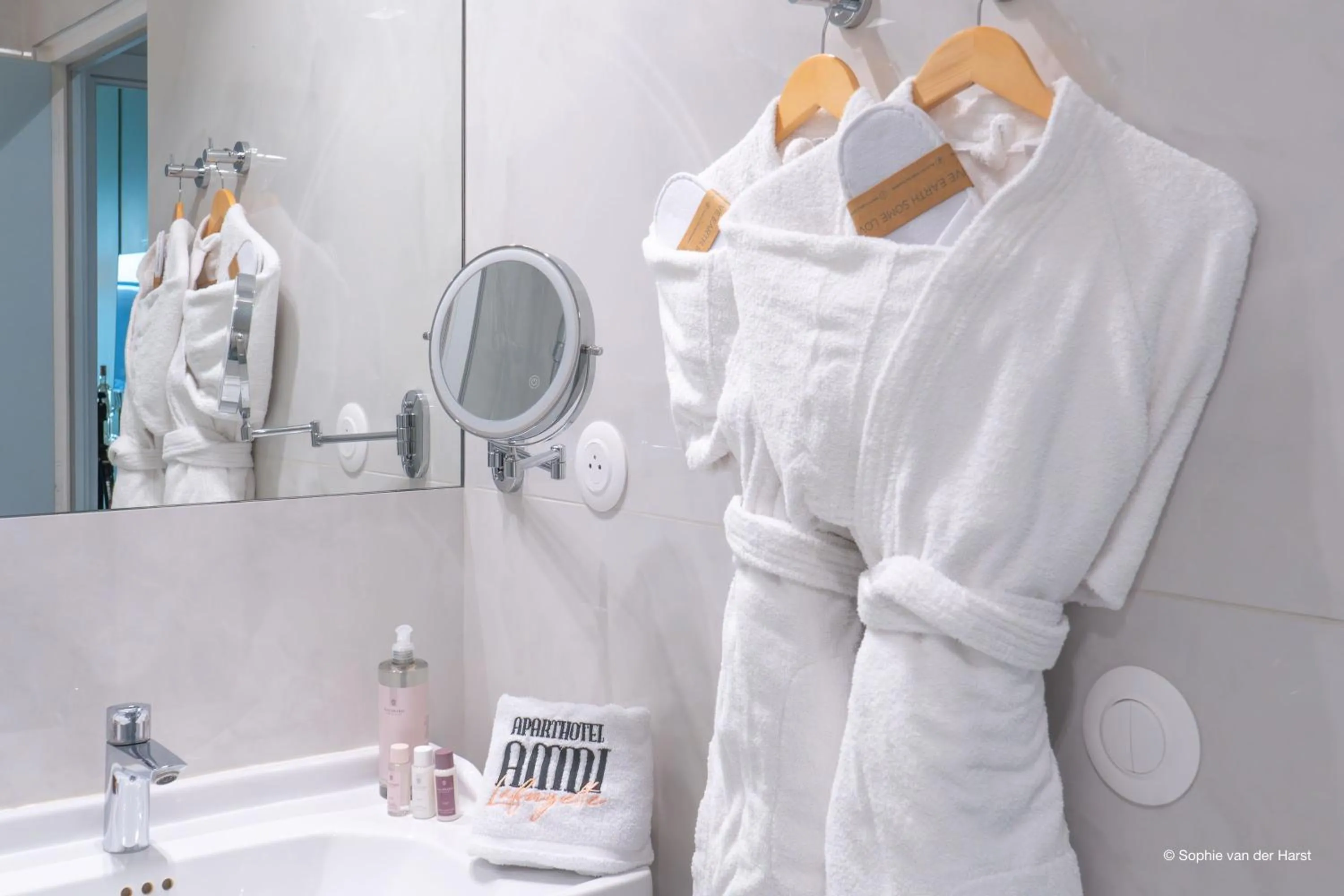 Bathroom in Hotel Aparthotel AMMI Nice Lafayette