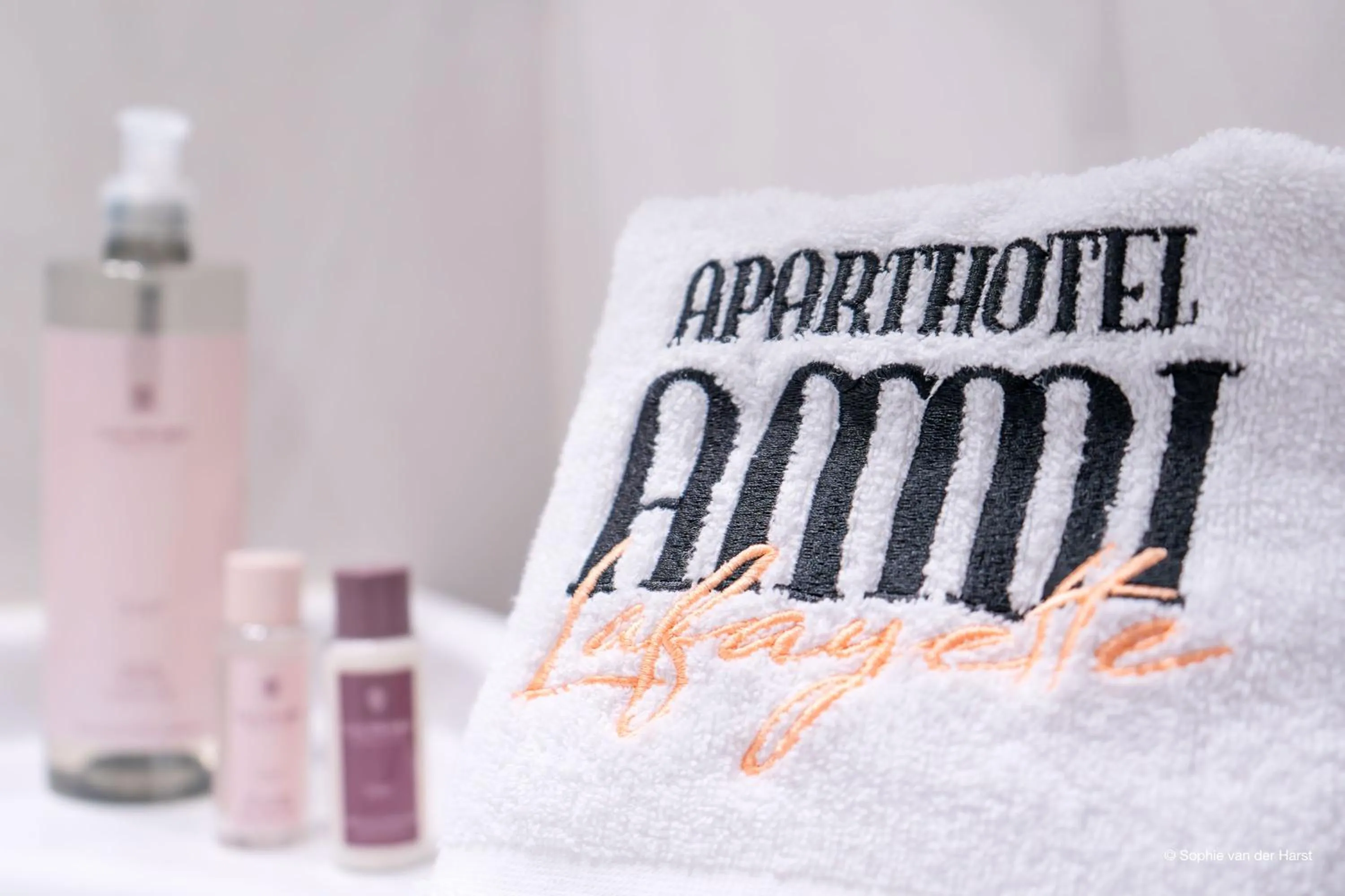 towels in Hotel Aparthotel AMMI Nice Lafayette