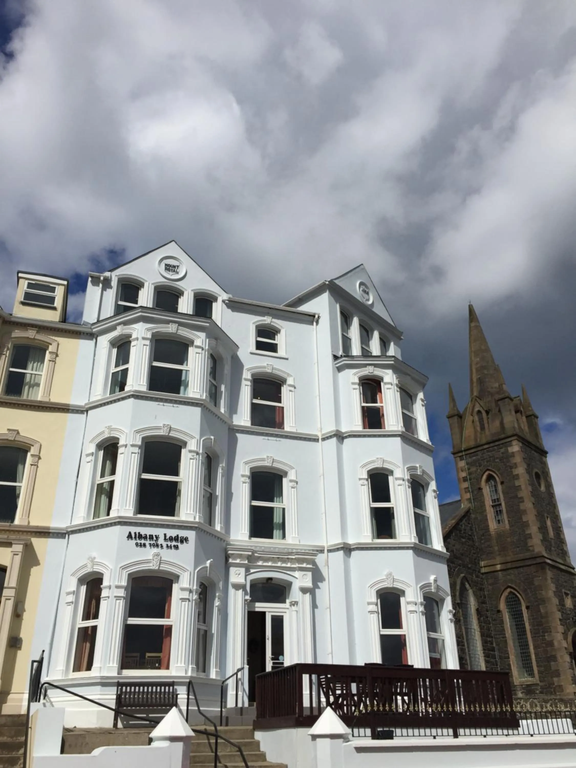 Albany Lodge