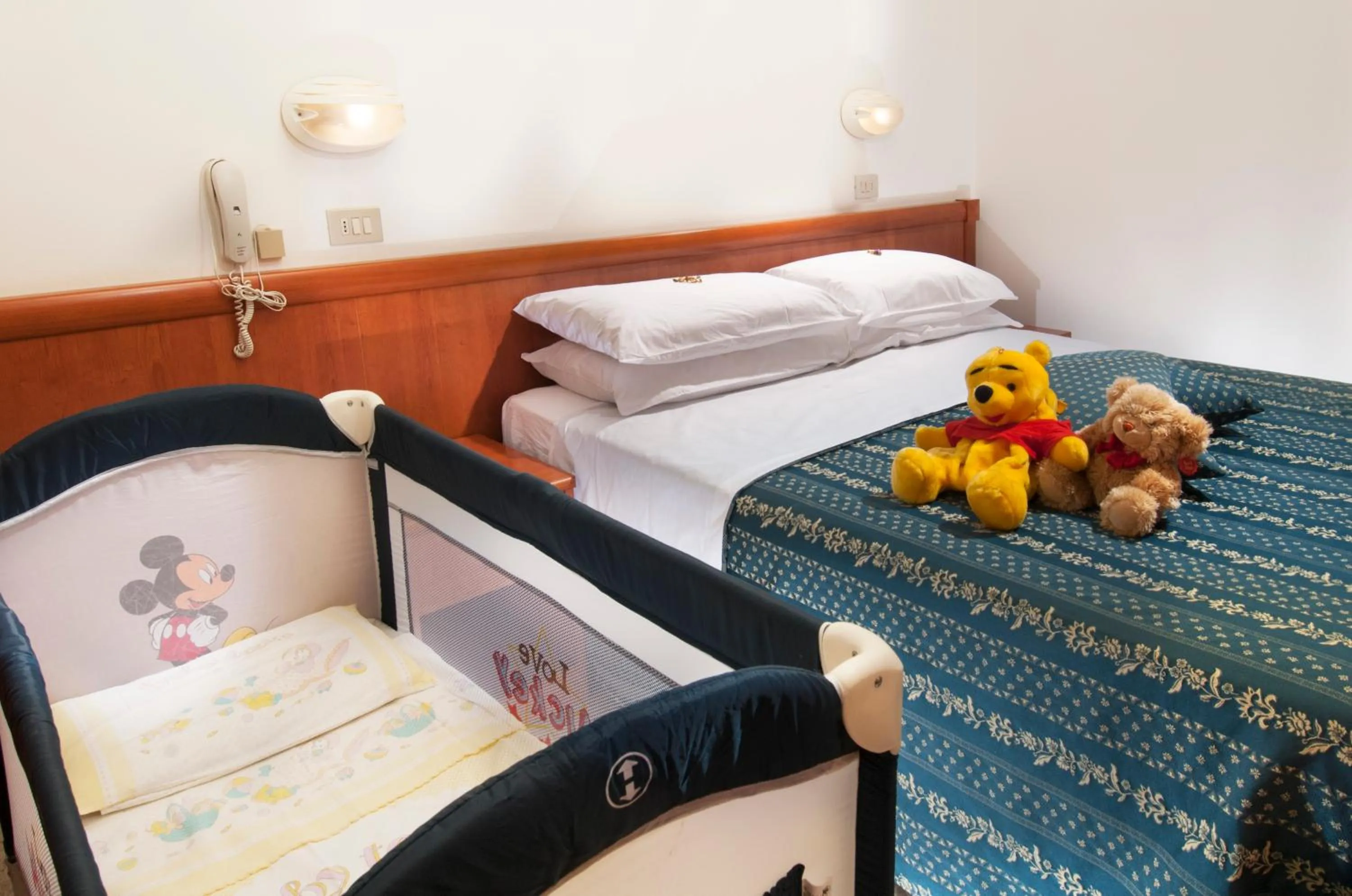 Bedroom in Hotel caesar