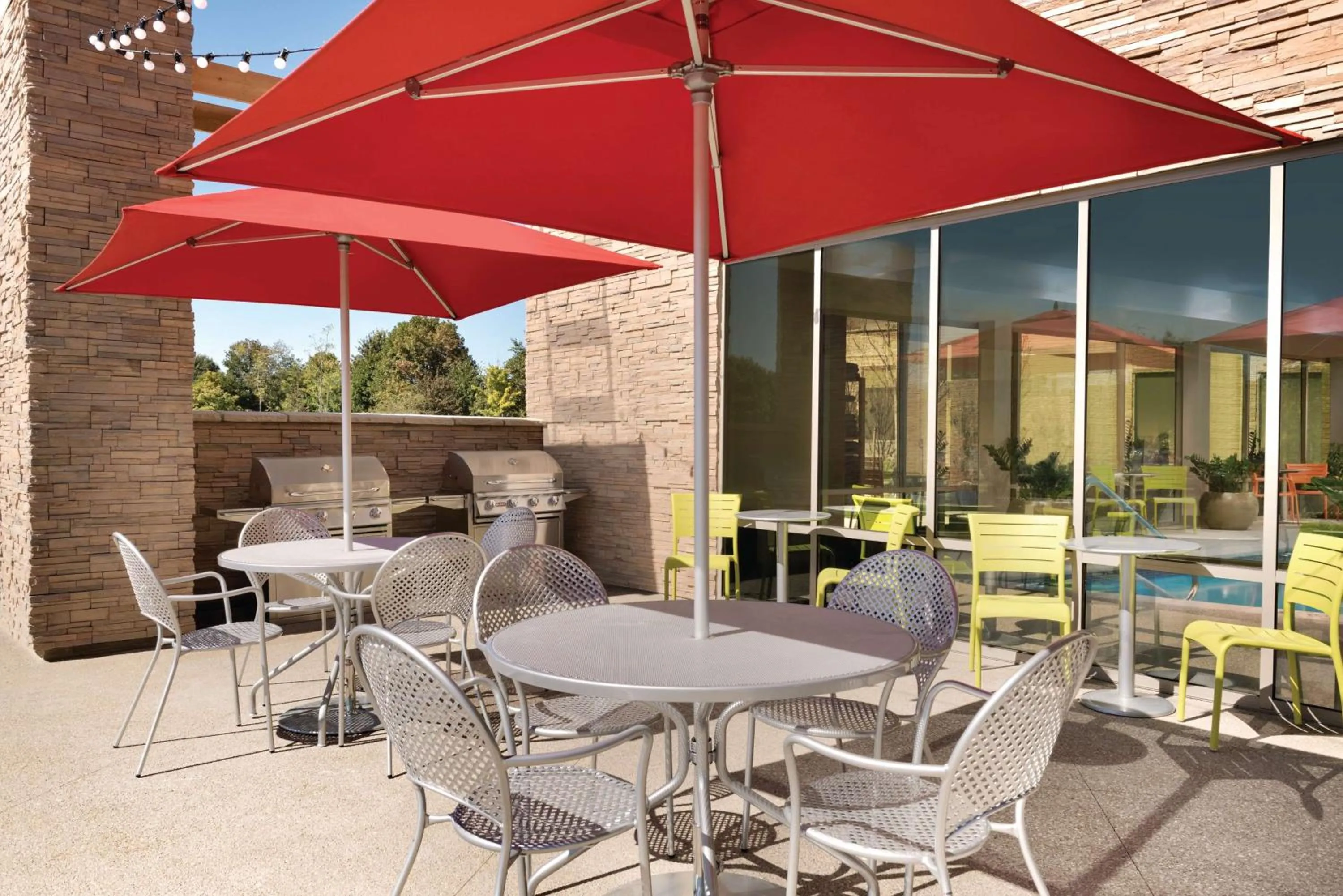 Patio in Home2 Suites By Hilton Columbus Dublin