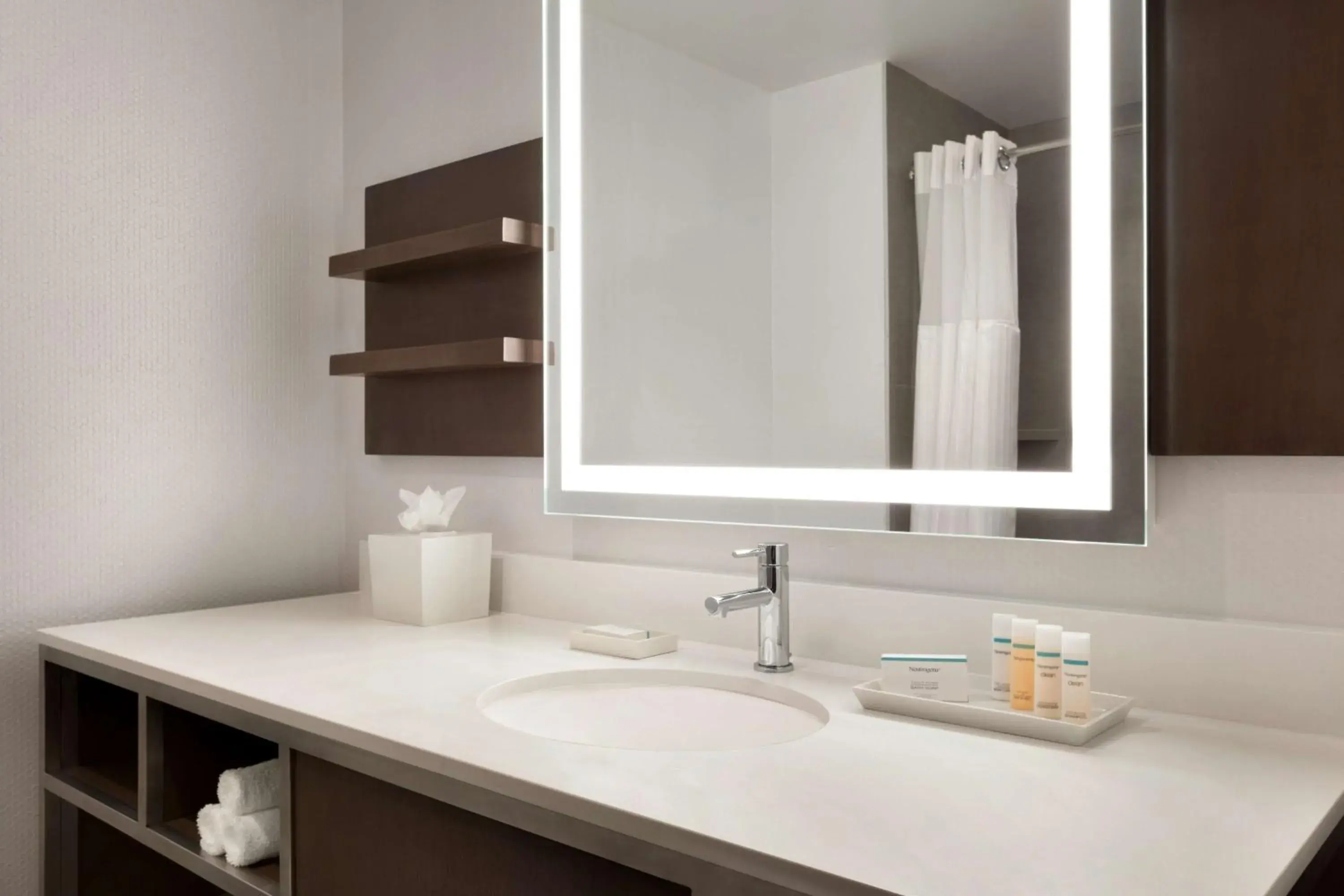 King Room in Hilton Garden Inn Lompoc, Ca King Room in Hilton Garden Inn Lompoc, Ca