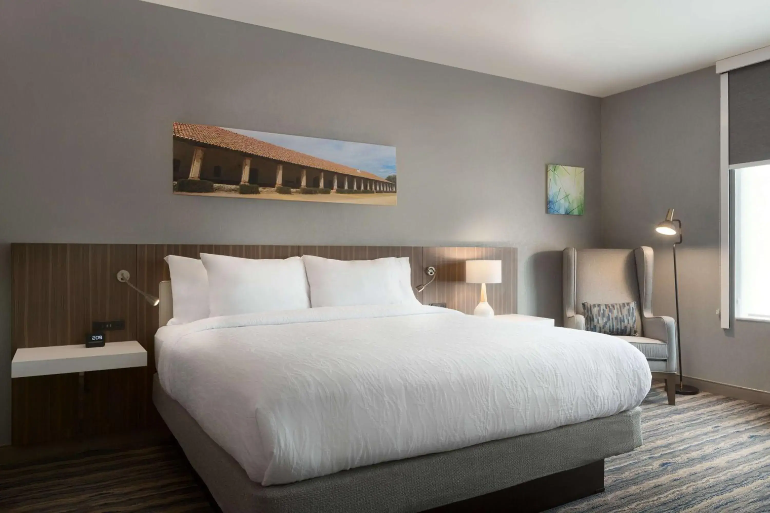 King Room with Accessible Tub - Mobility Access in Hilton Garden Inn Lompoc, Ca King Room with Accessible Tub - Mobility Access in Hilton Garden Inn Lompoc, Ca