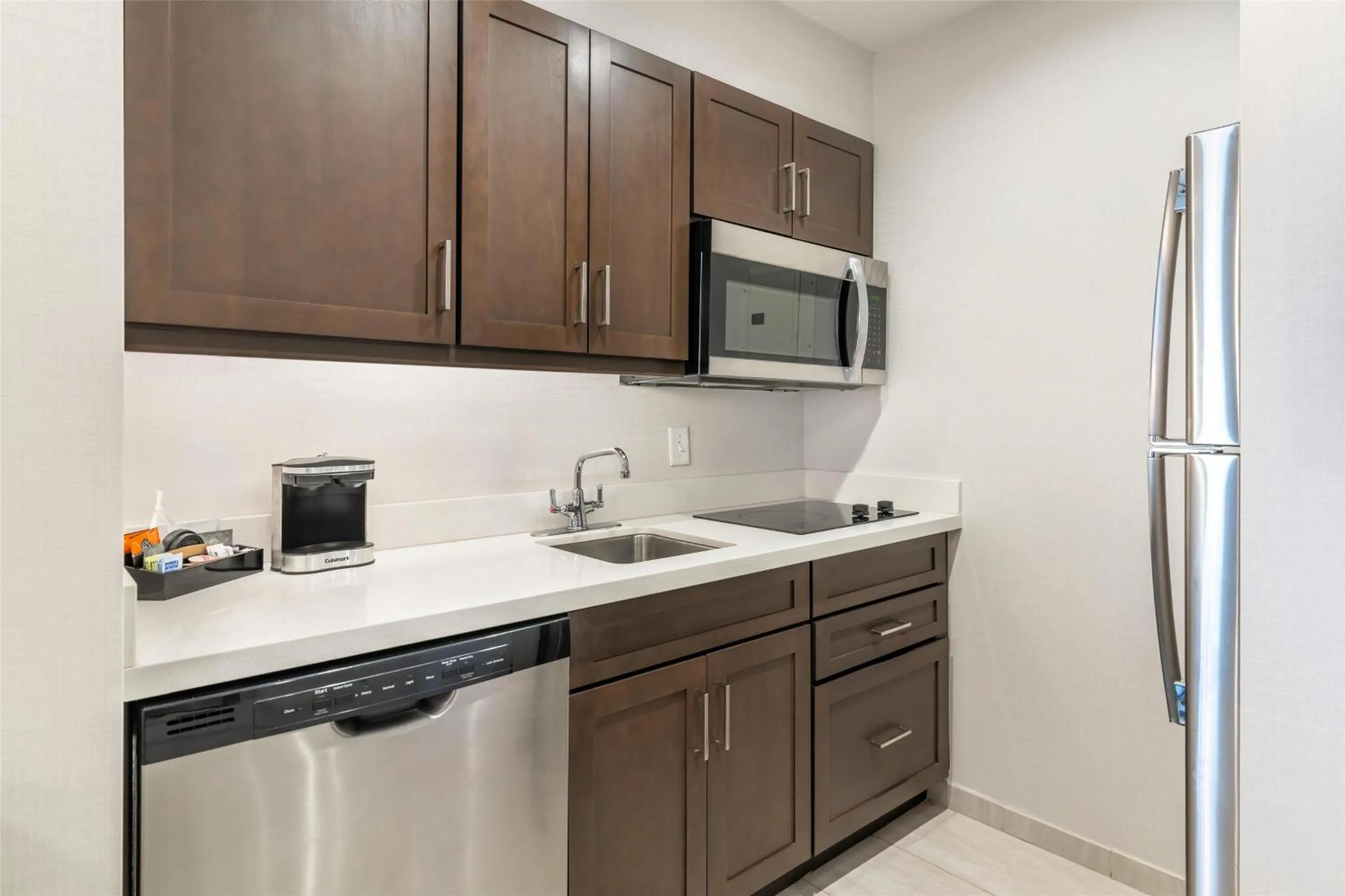 Kitchen or kitchenette in Homewood Suites By Hilton Schenectady