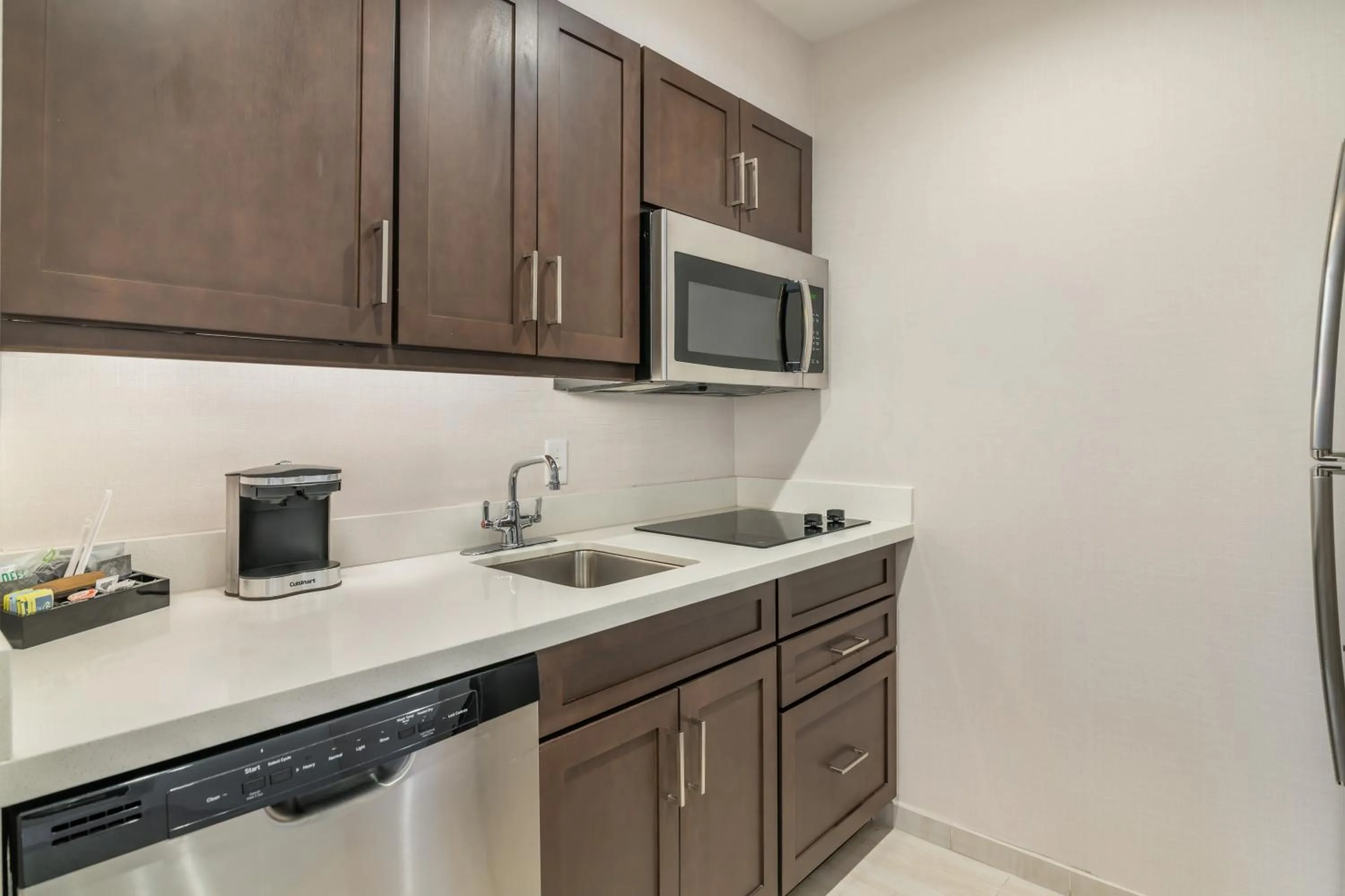 Kitchen or kitchenette in Homewood Suites By Hilton Schenectady