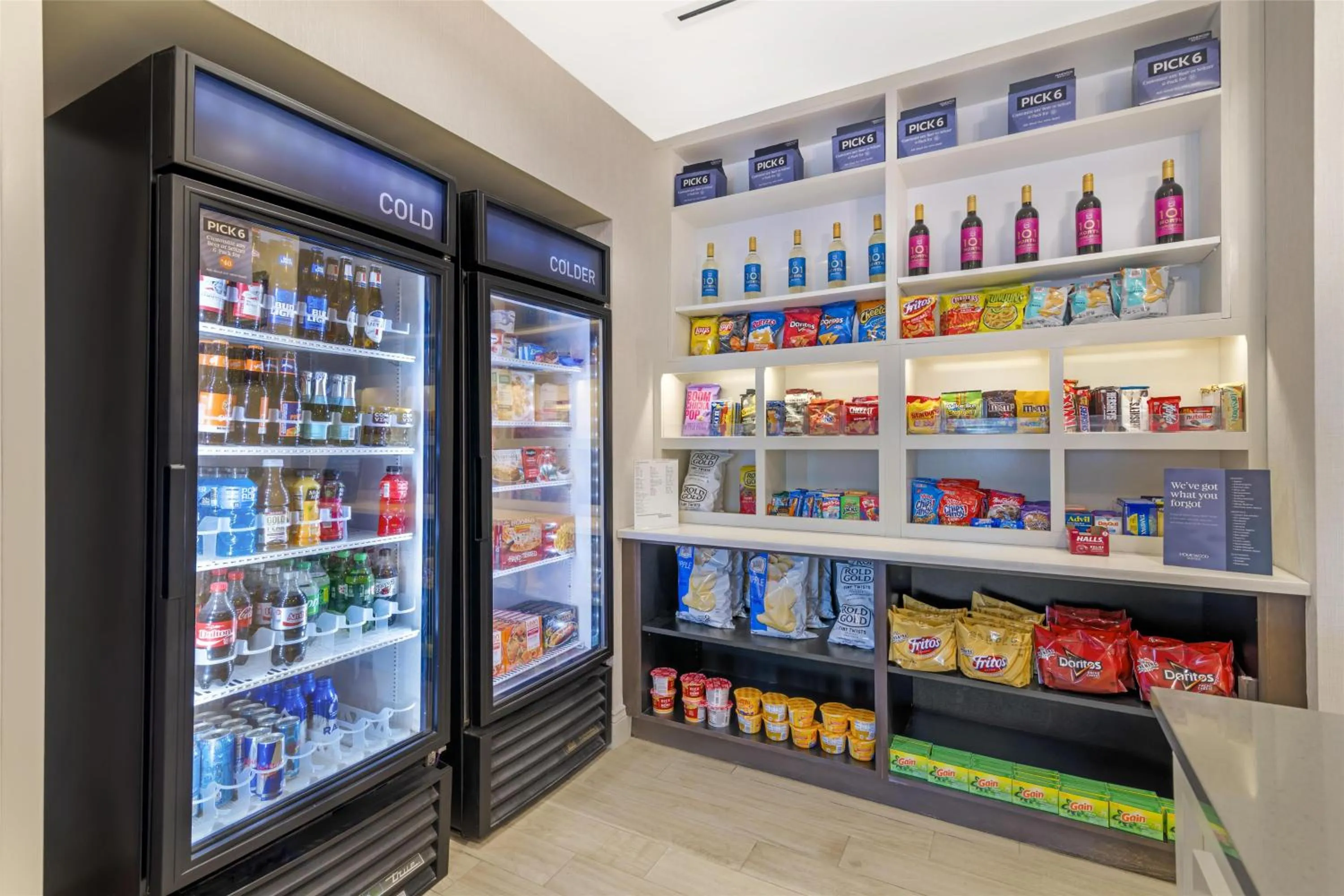 Restaurant/places to eat in Homewood Suites By Hilton Schenectady