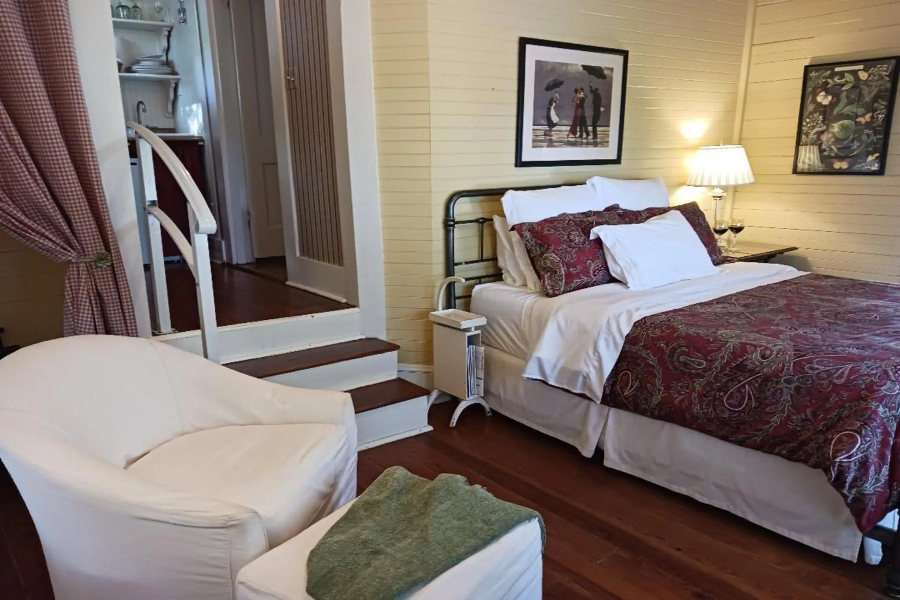 Bedroom, Bed in Rosemont B&B Cottages