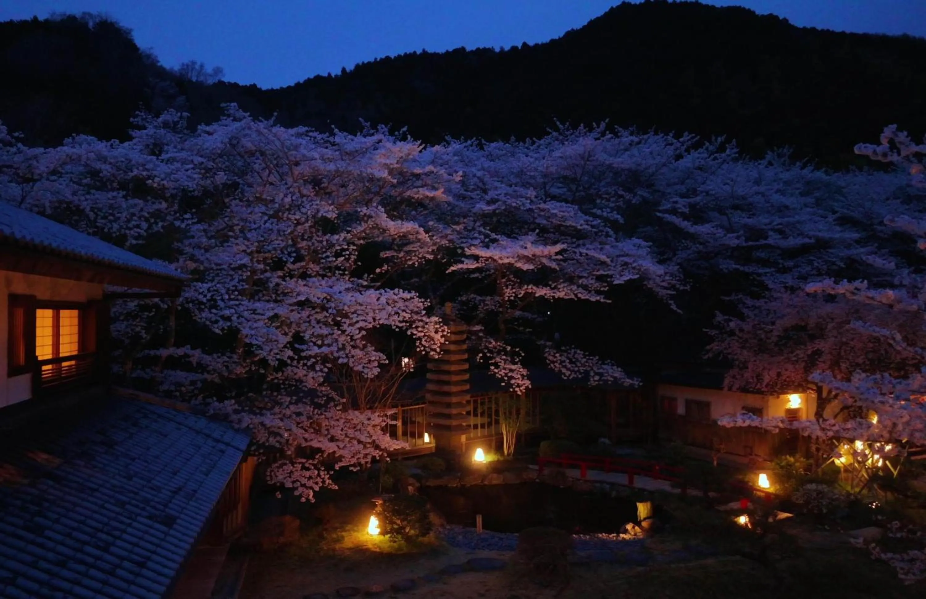 Property building in Oukai Villa Izumi